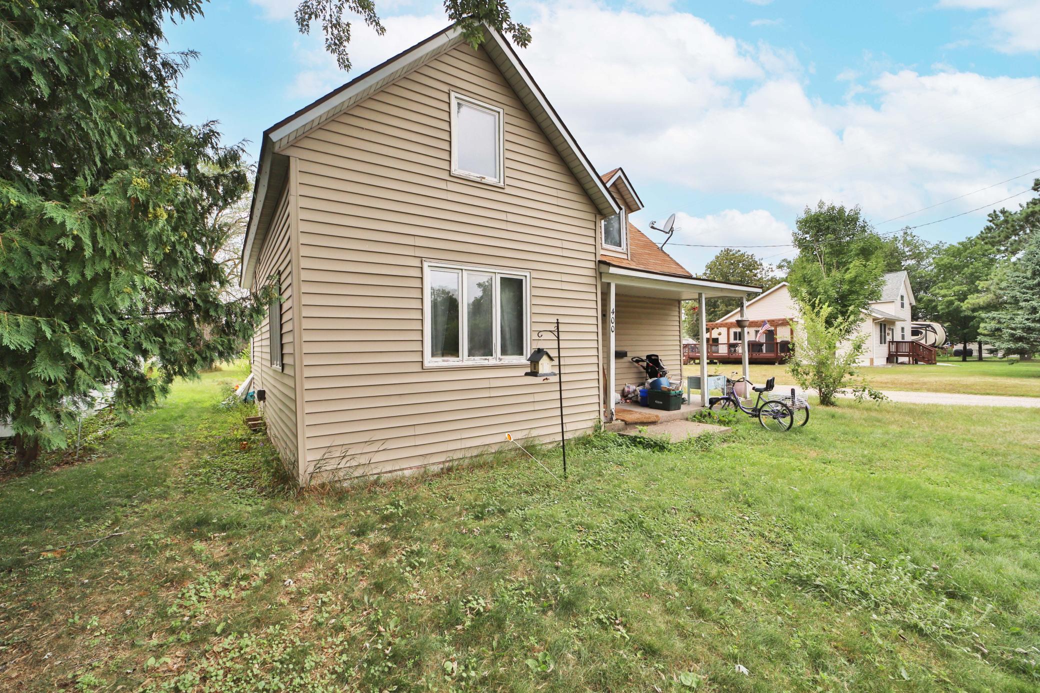 main property photo 16