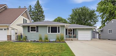 image of property with 4 Bed | 2 Bath | 1,771 Sqft