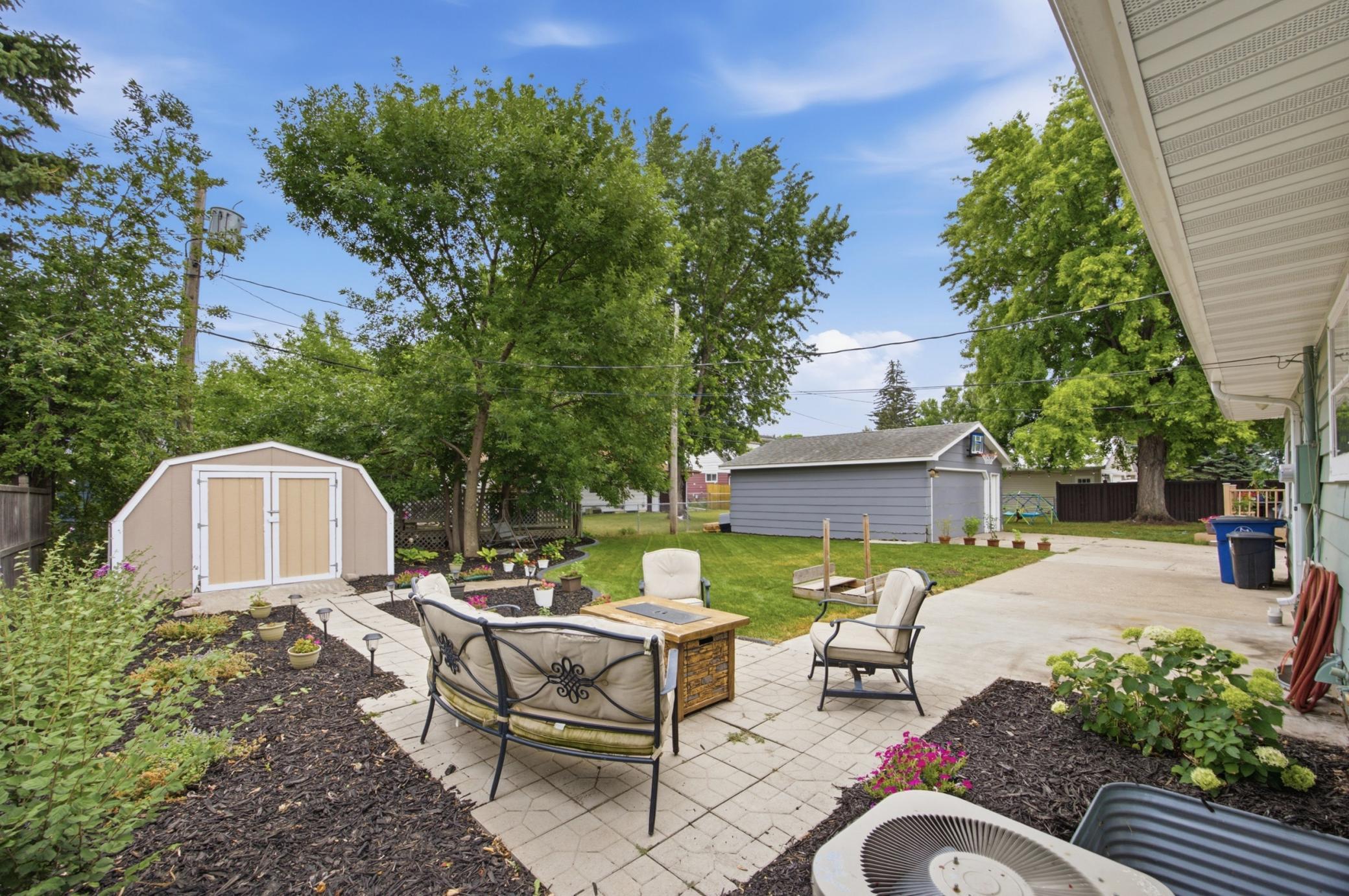 main property photo 34