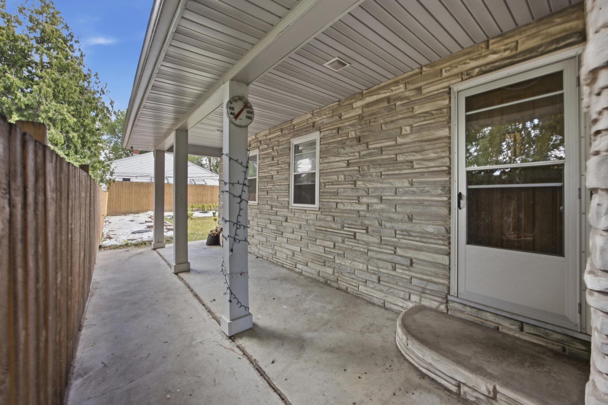 main property photo 23