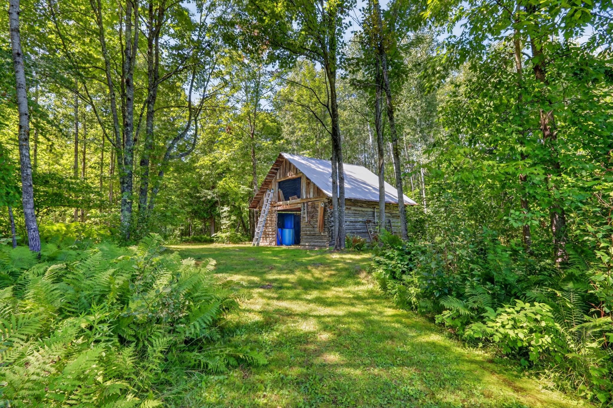 main property photo 24