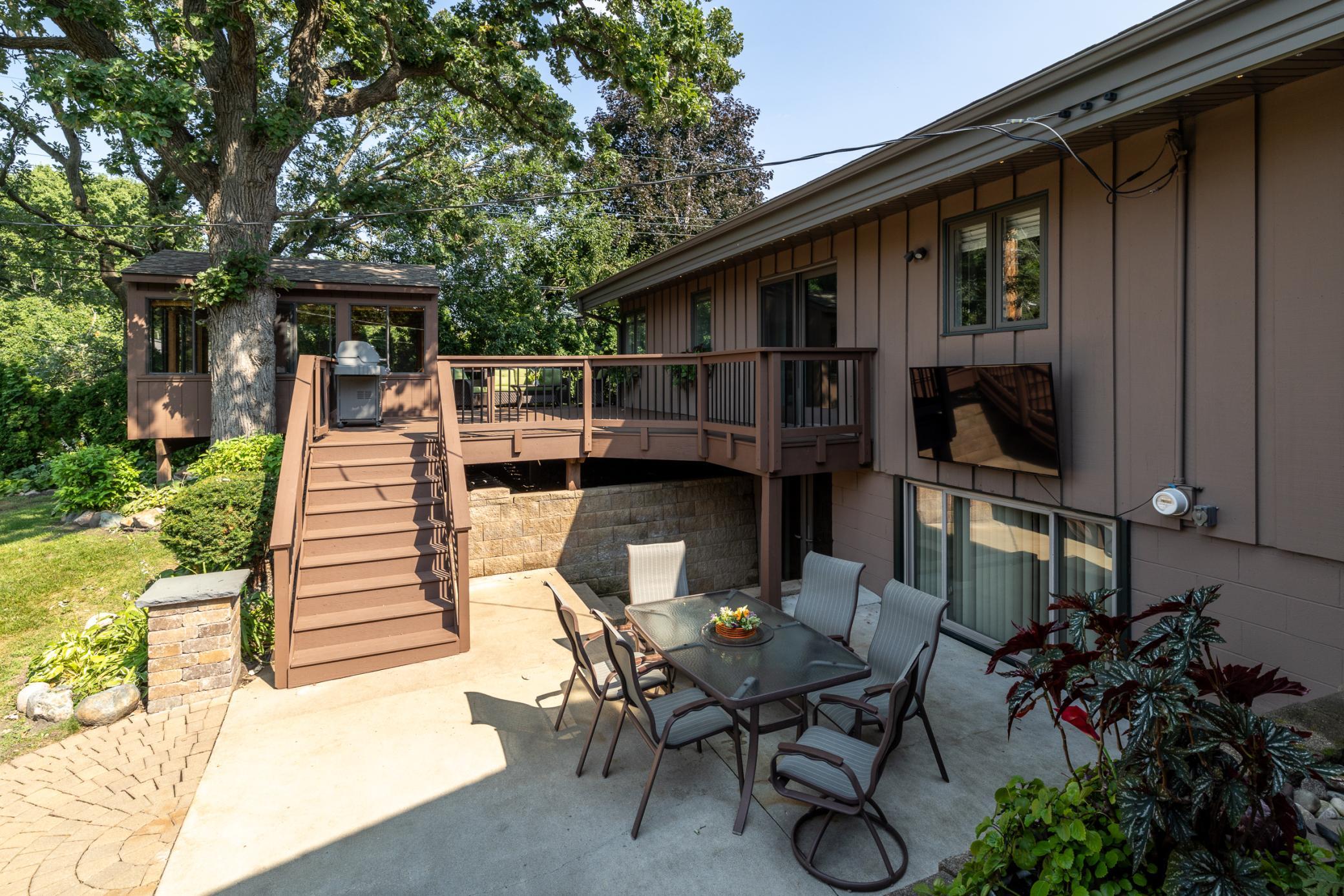 main property photo 45