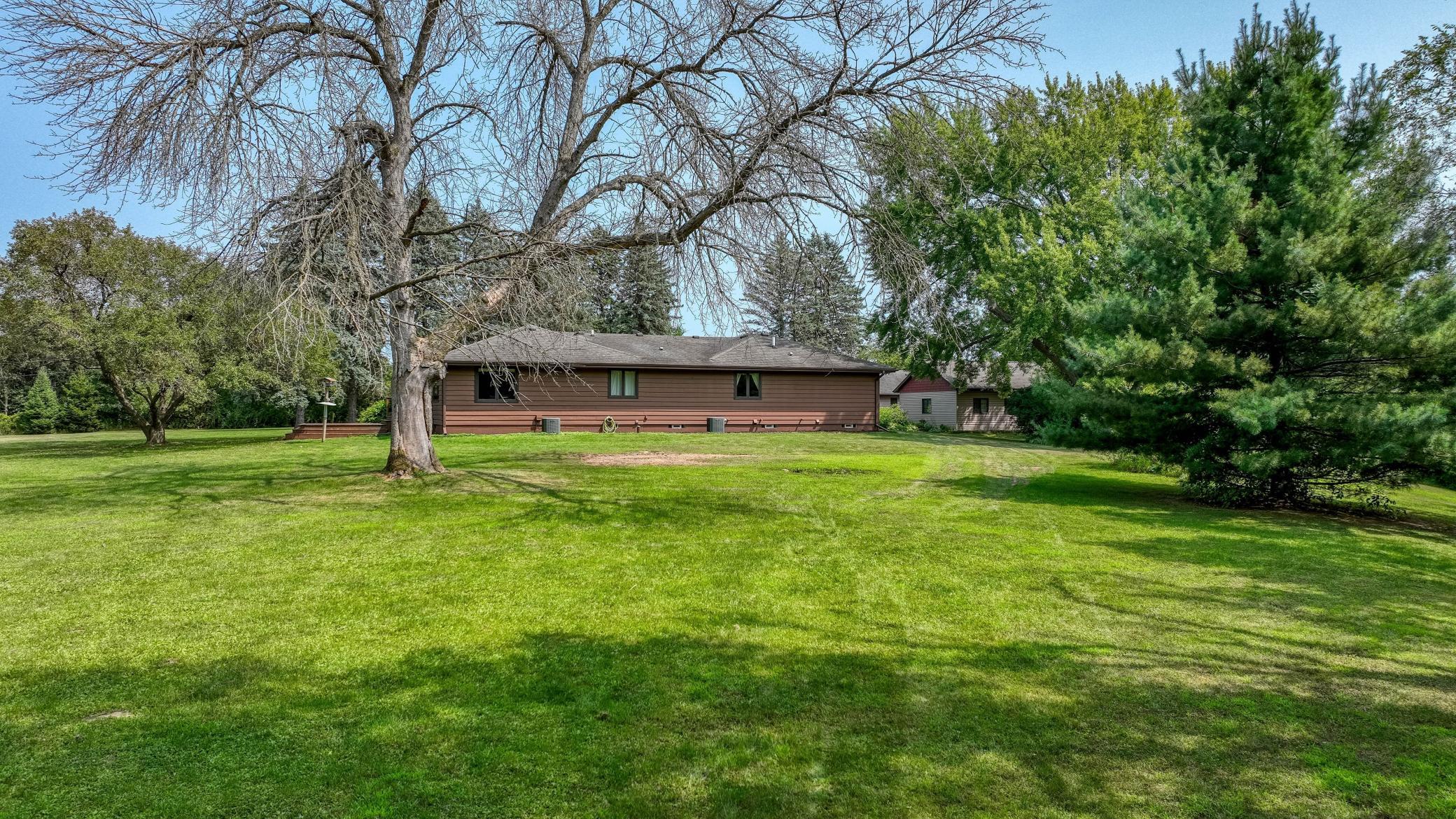 main property photo 10