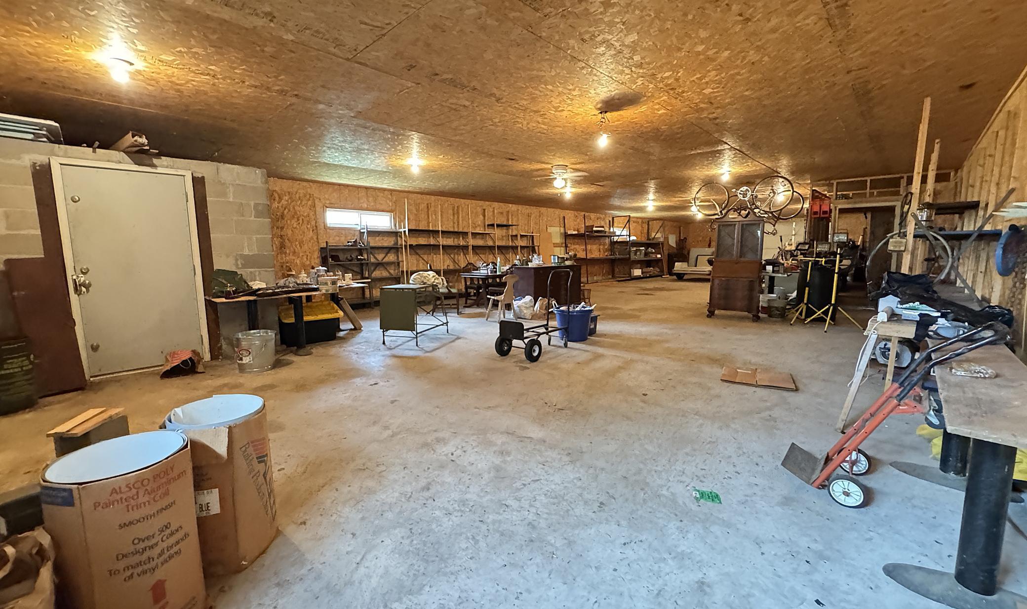 main property photo 74