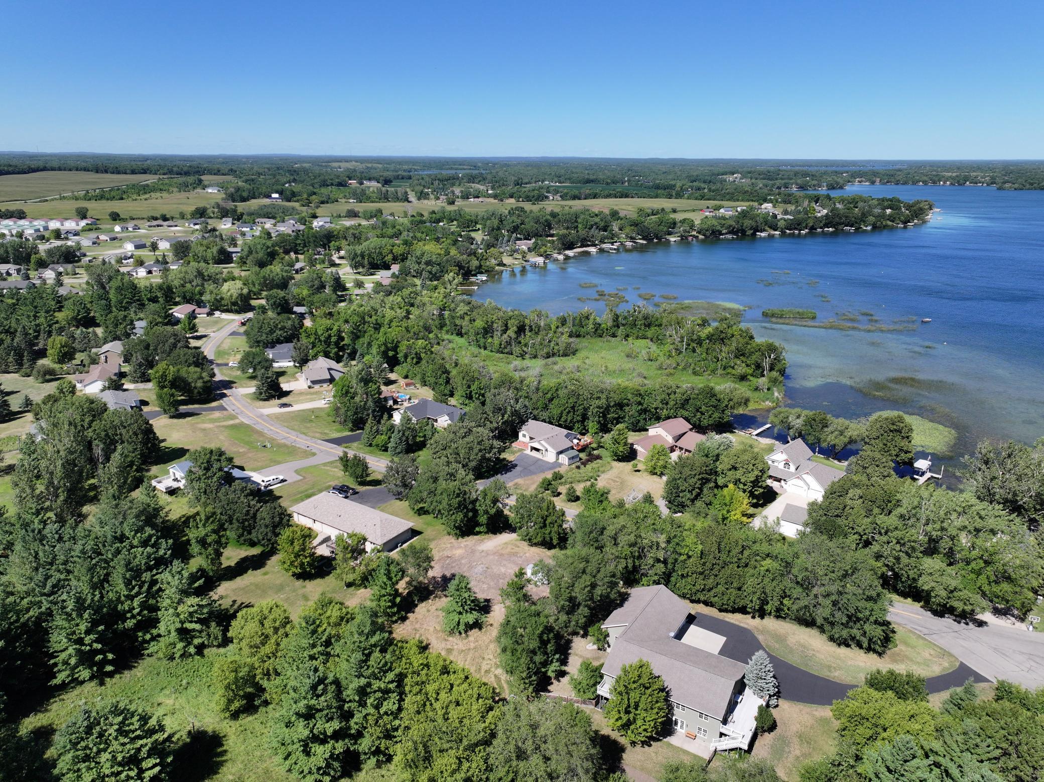 main property photo 9