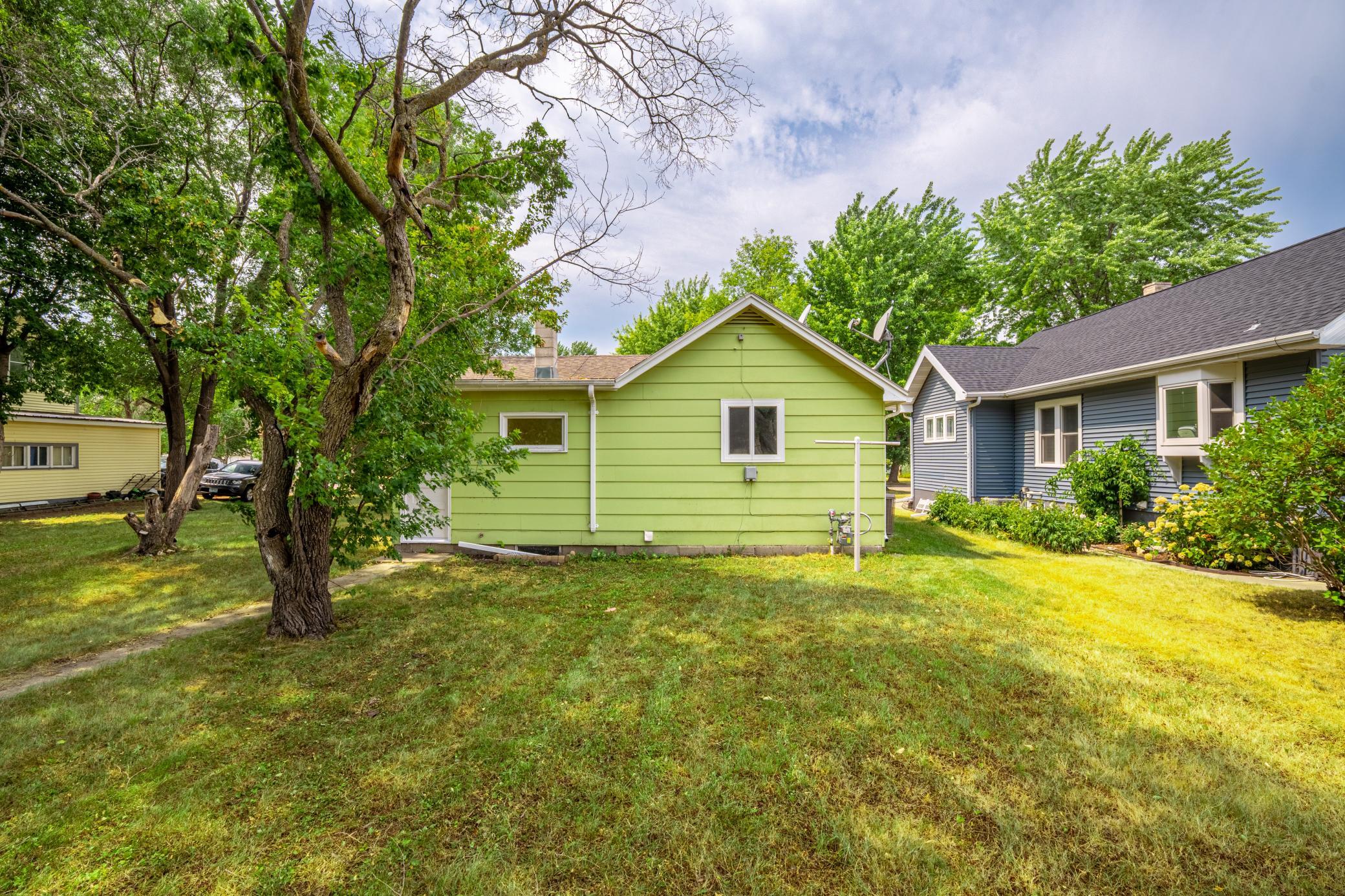 main property photo 21