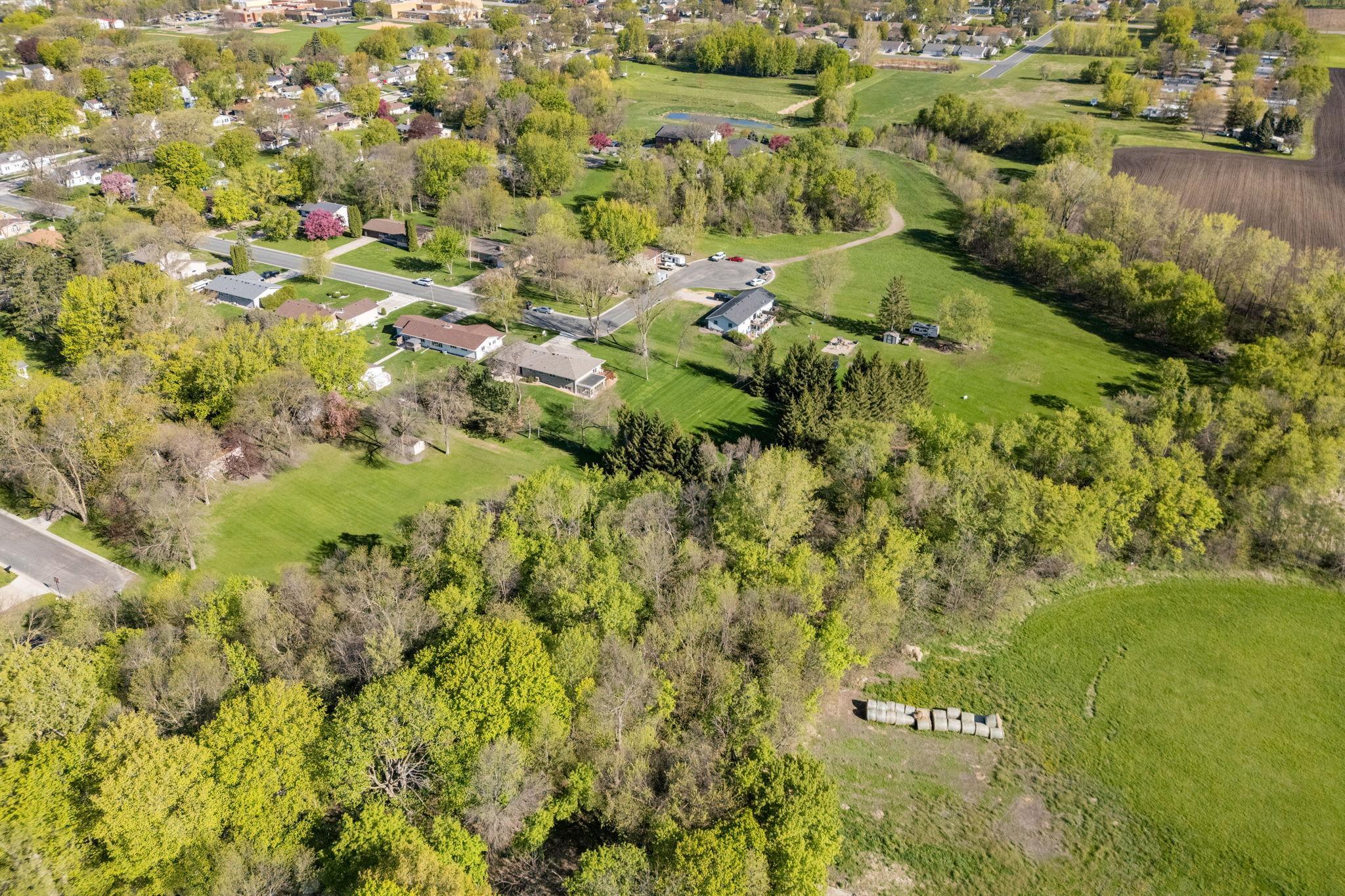 main property photo 29