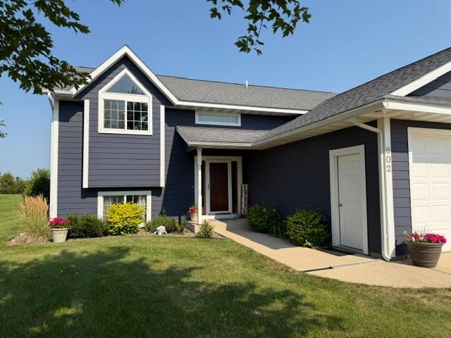 main property photo 0