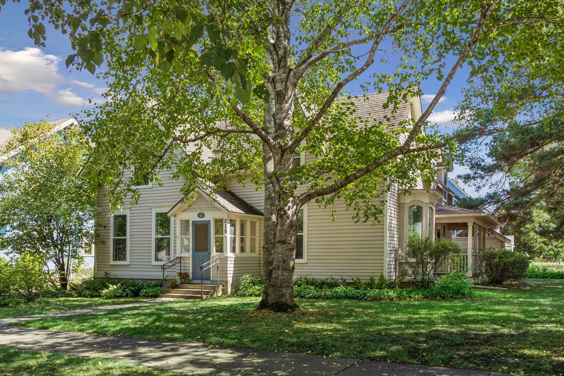 main property photo 0