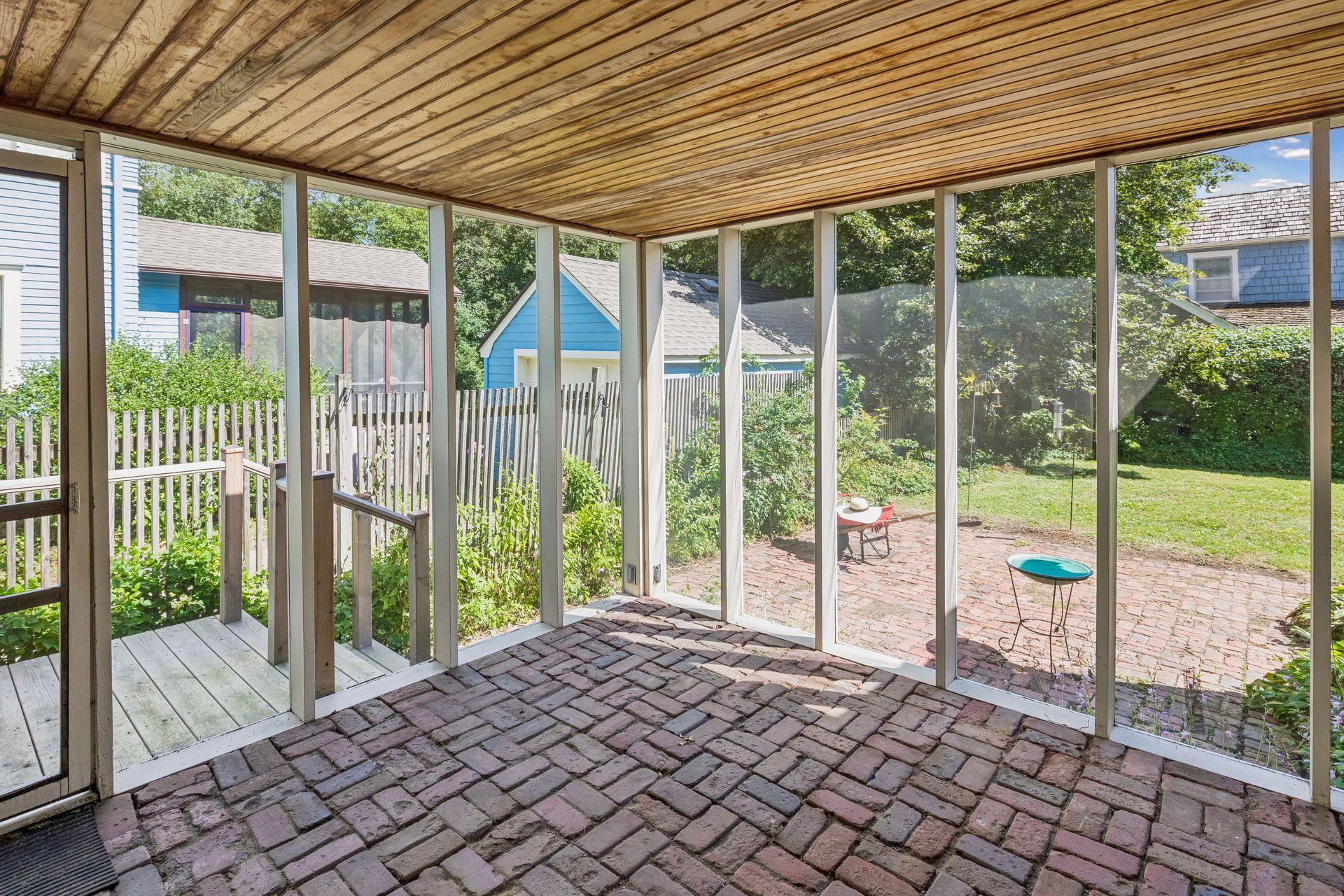 main property photo 44