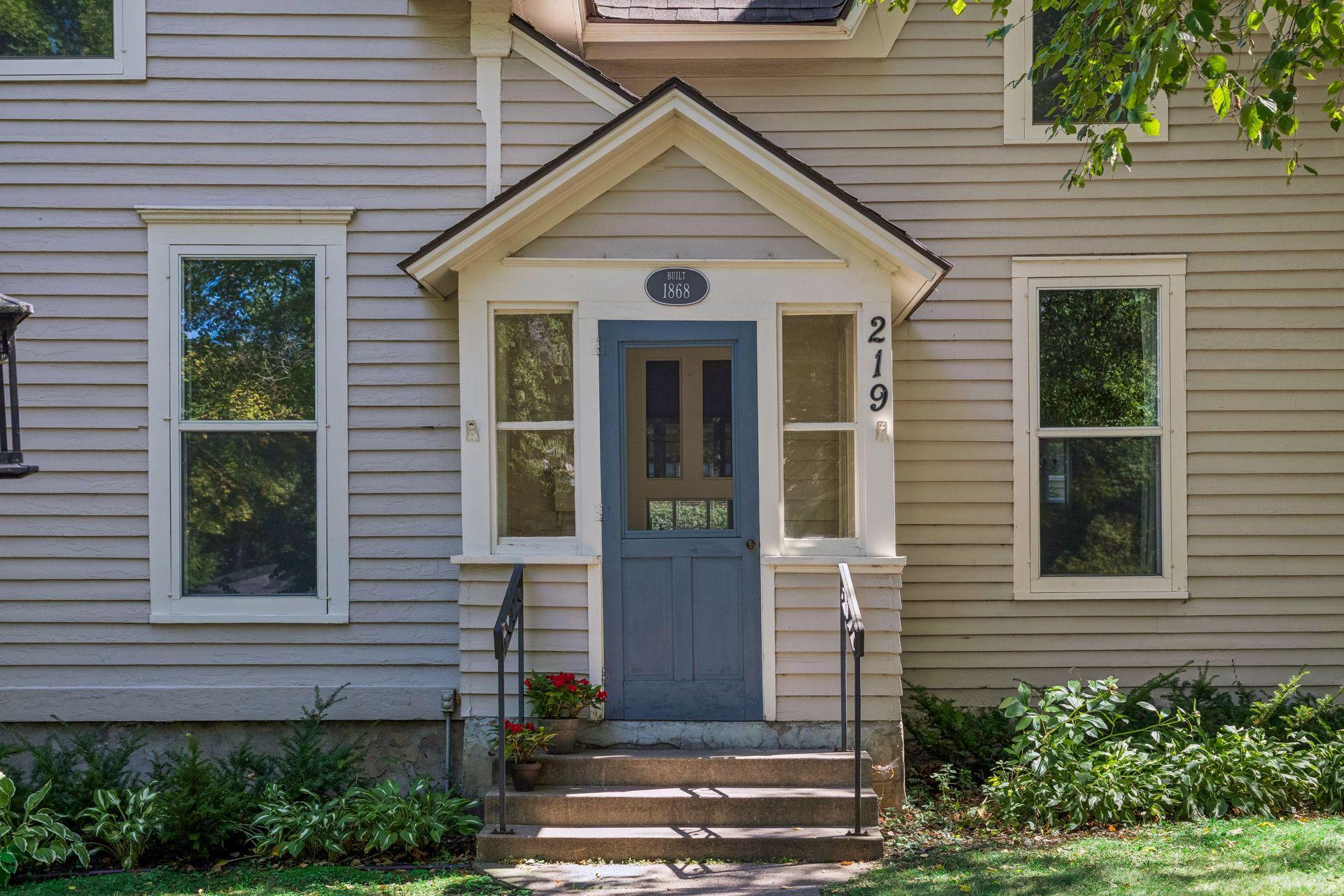 main property photo 6