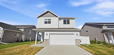 image of property with 3 Bed | 3 Bath | 1,821 Sqft