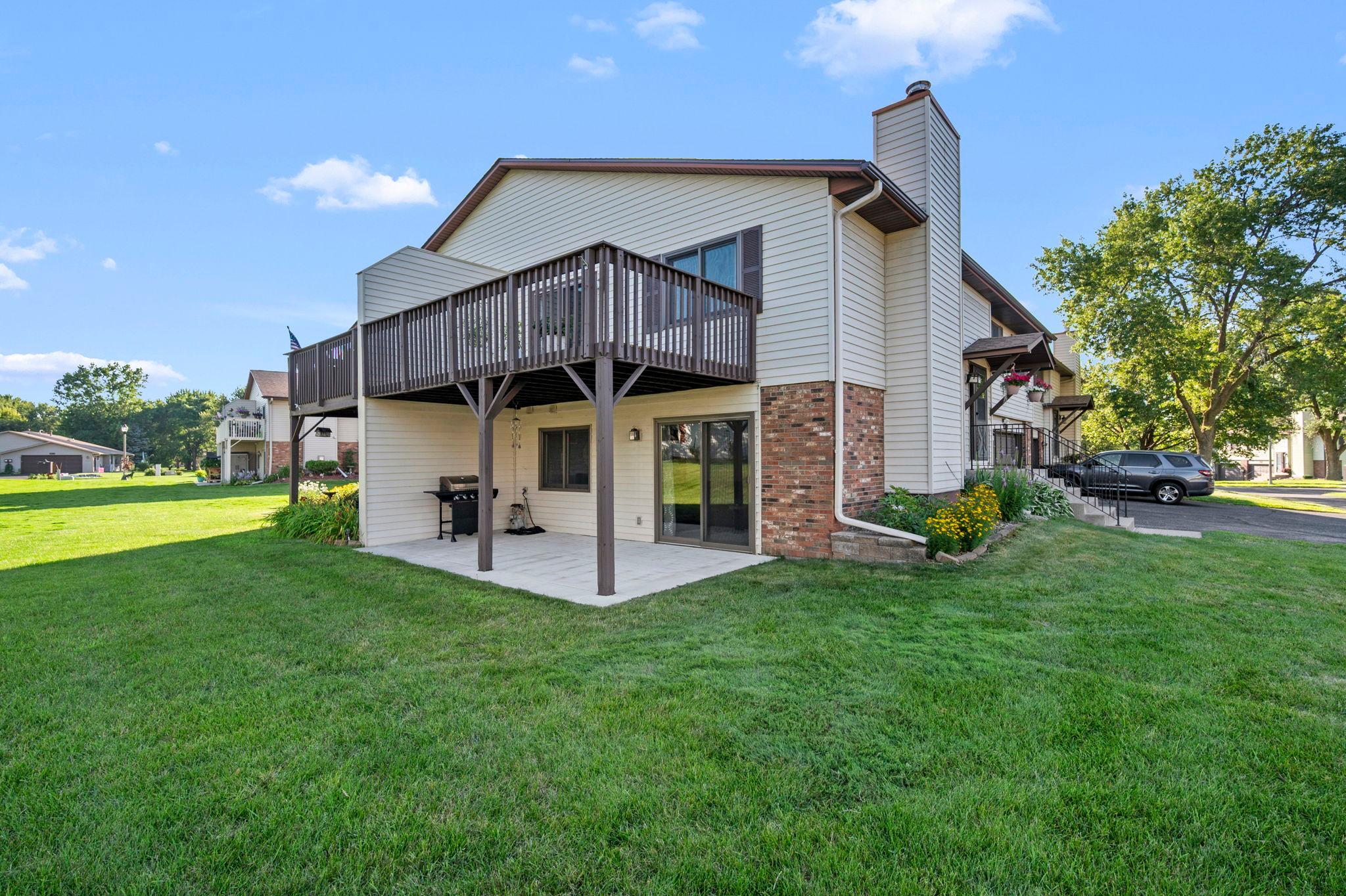 main property photo 23
