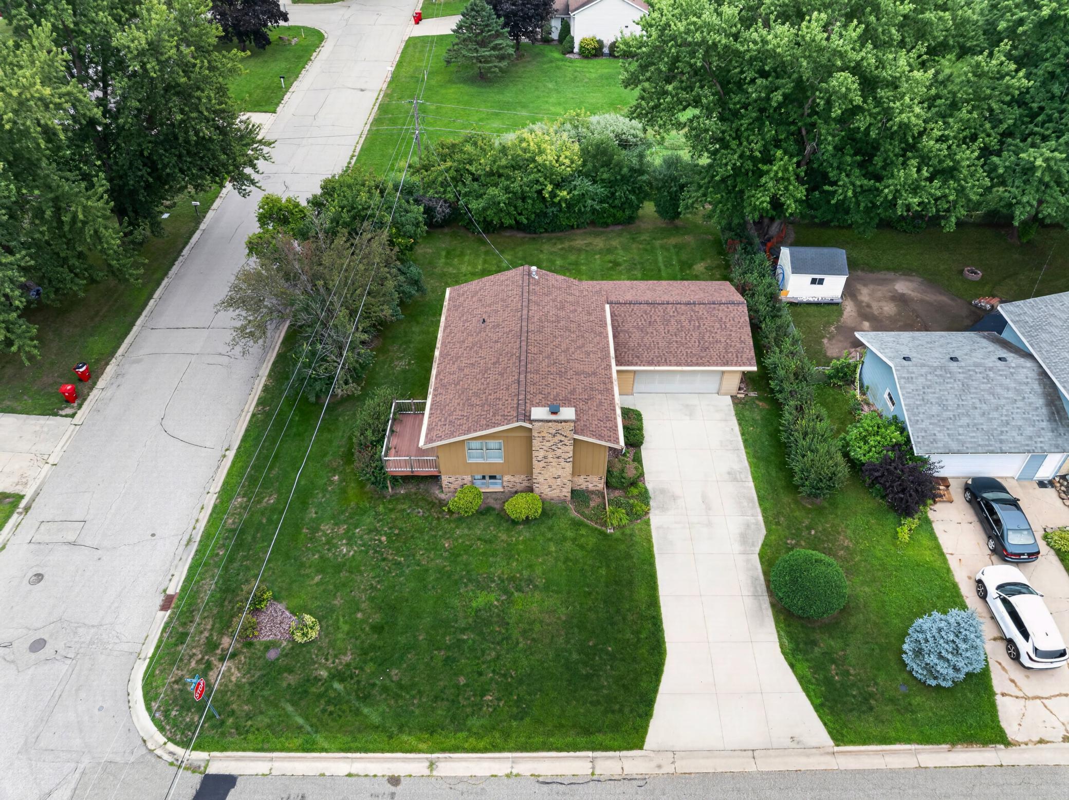 main property photo 35