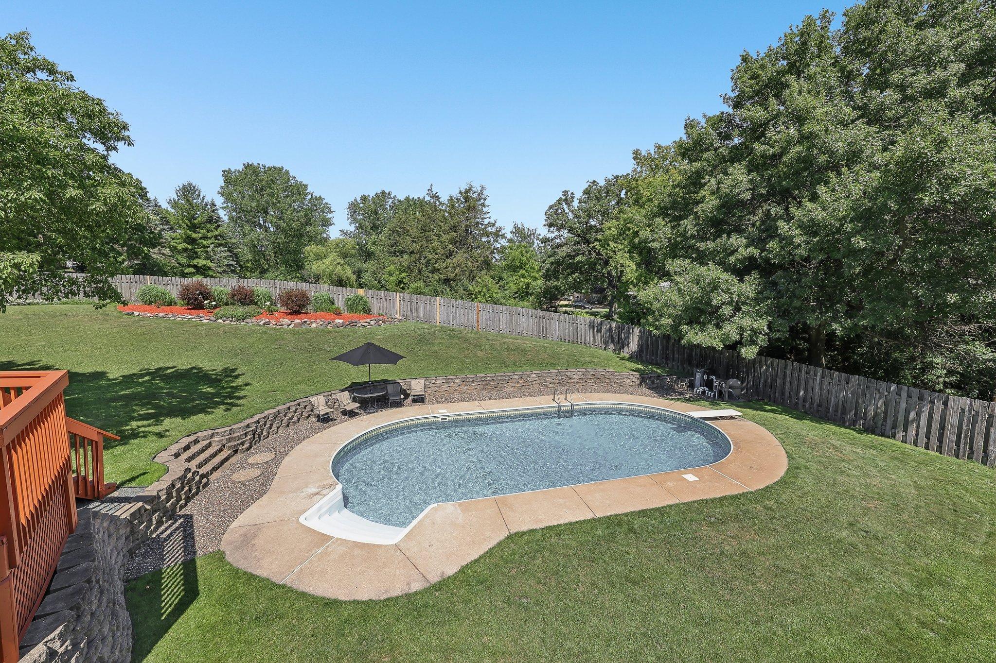 main property photo 59
