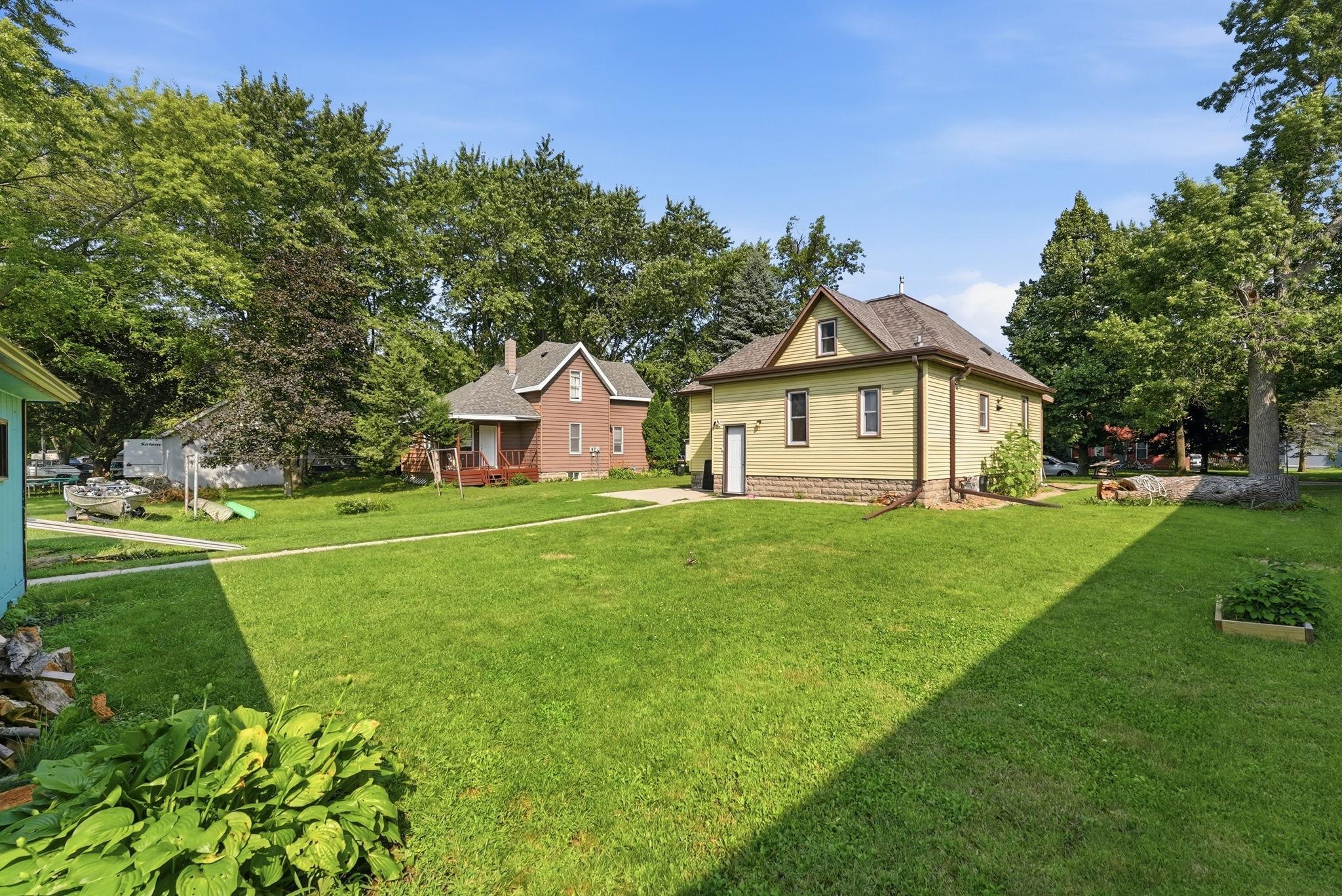 main property photo 15
