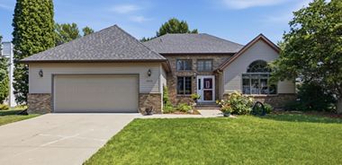 image of property with 4 Bed | 3 Bath | 2,320 Sqft