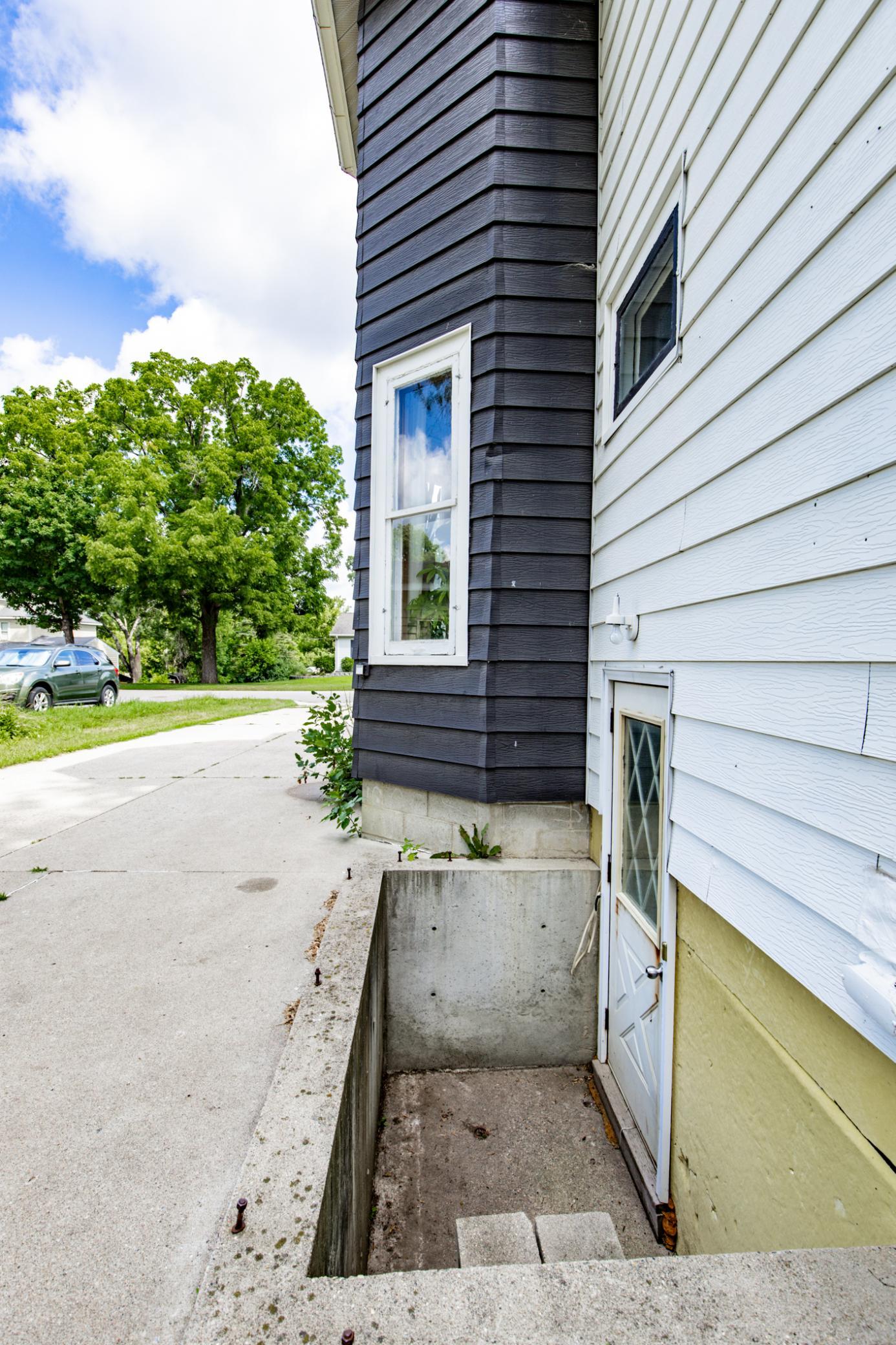 main property photo 70
