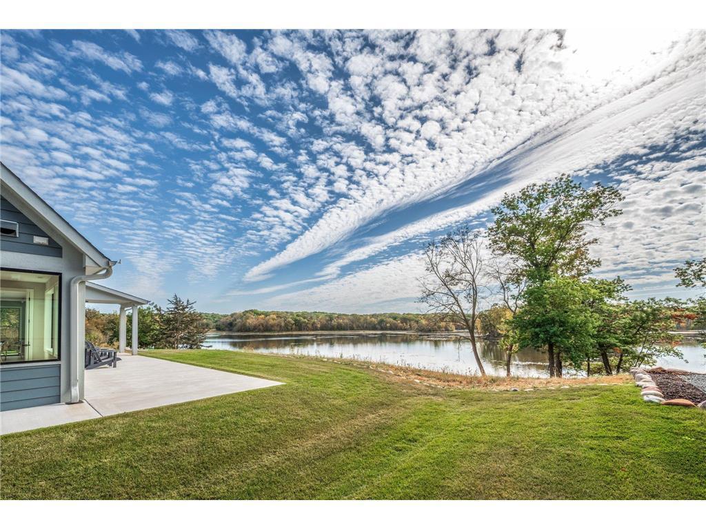 main property photo 41