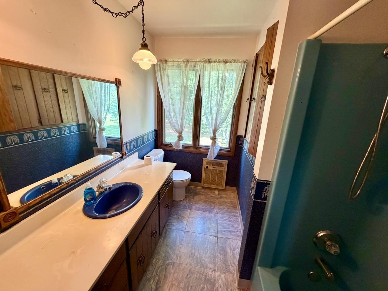 main property photo 94