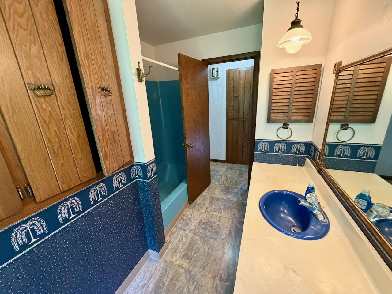 main property photo 95