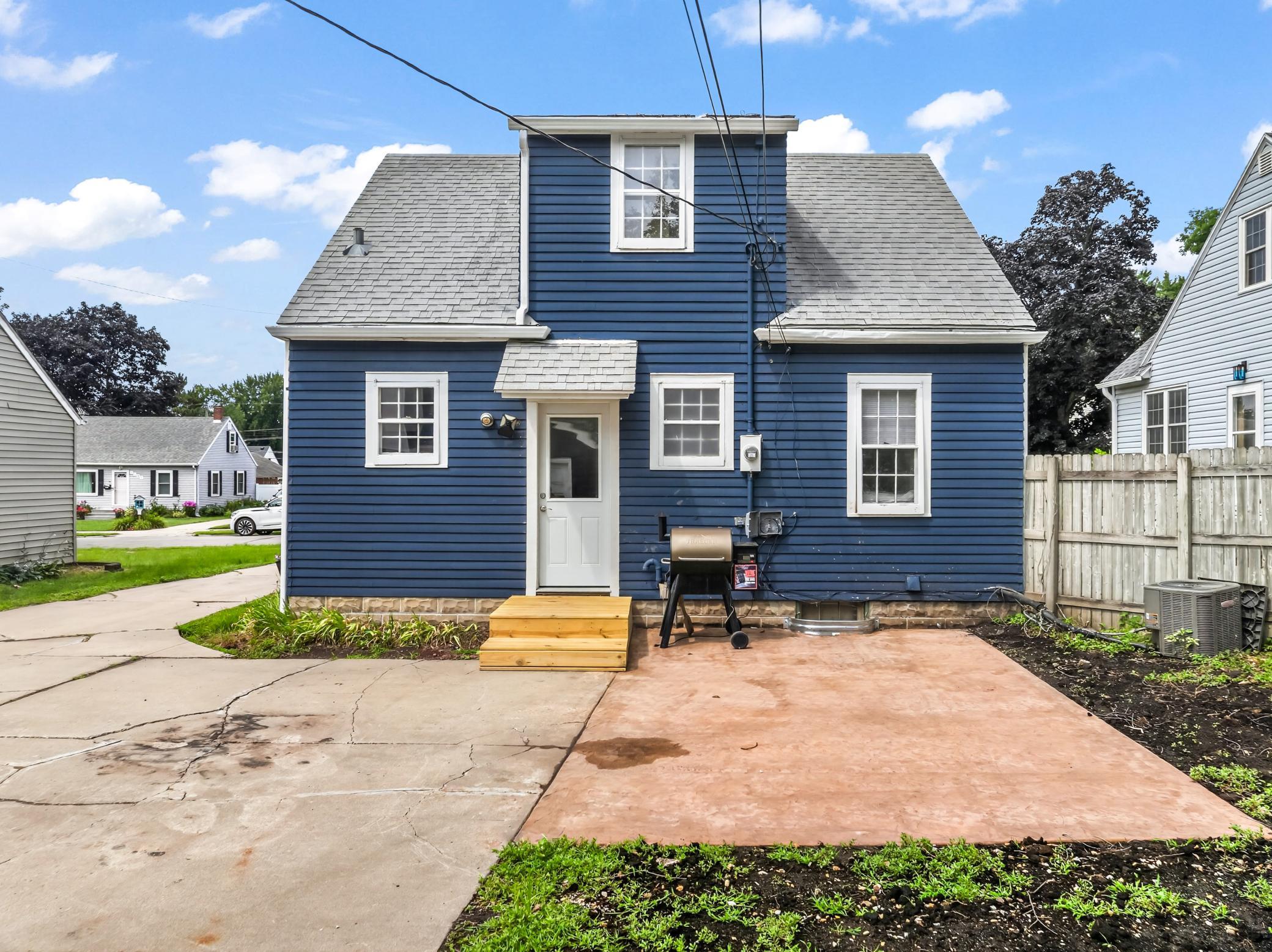 main property photo 2