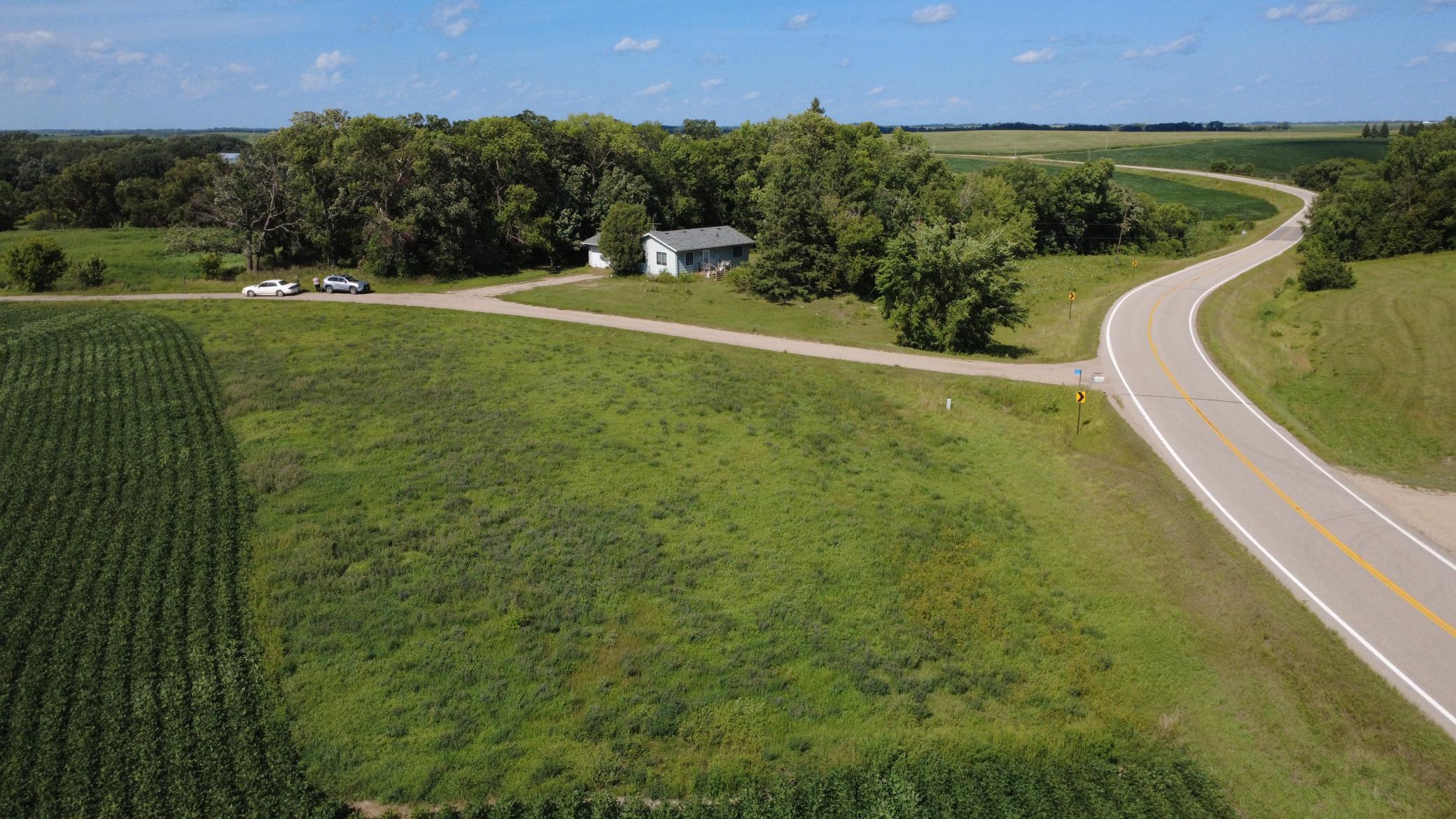 main property photo 29