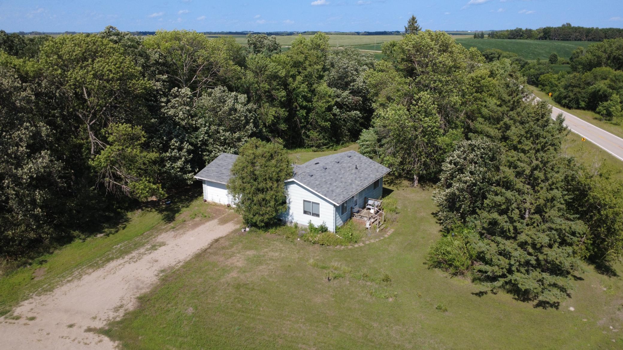 main property photo 31