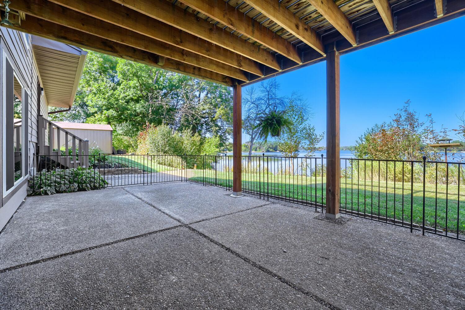 main property photo 39