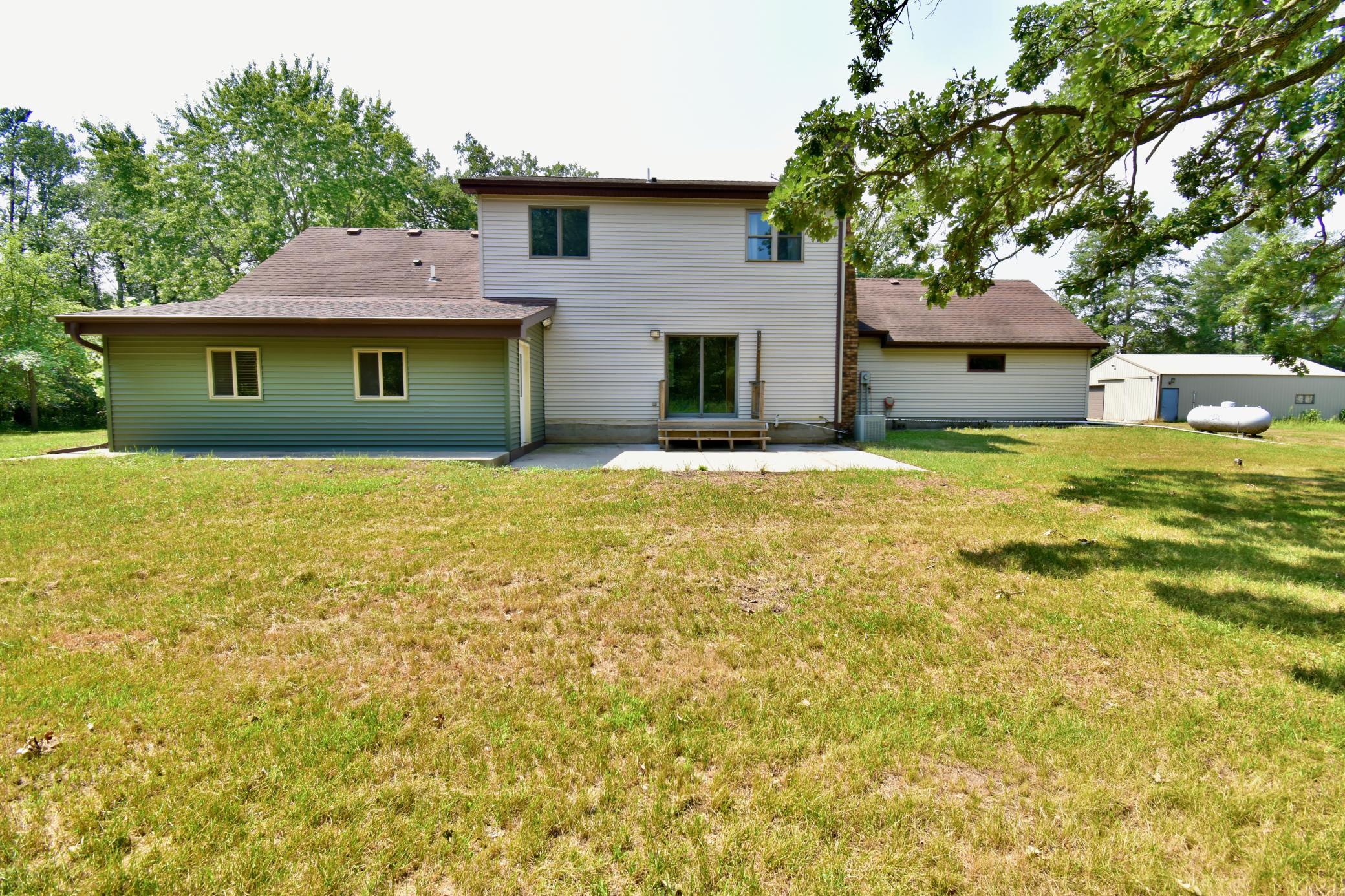 main property photo 11