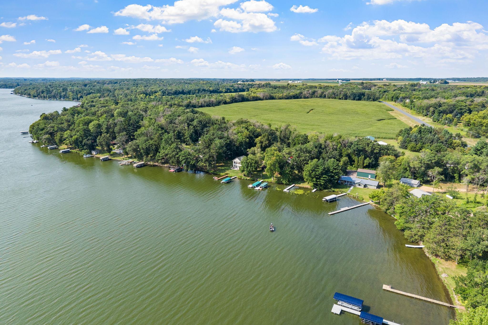 main property photo 33