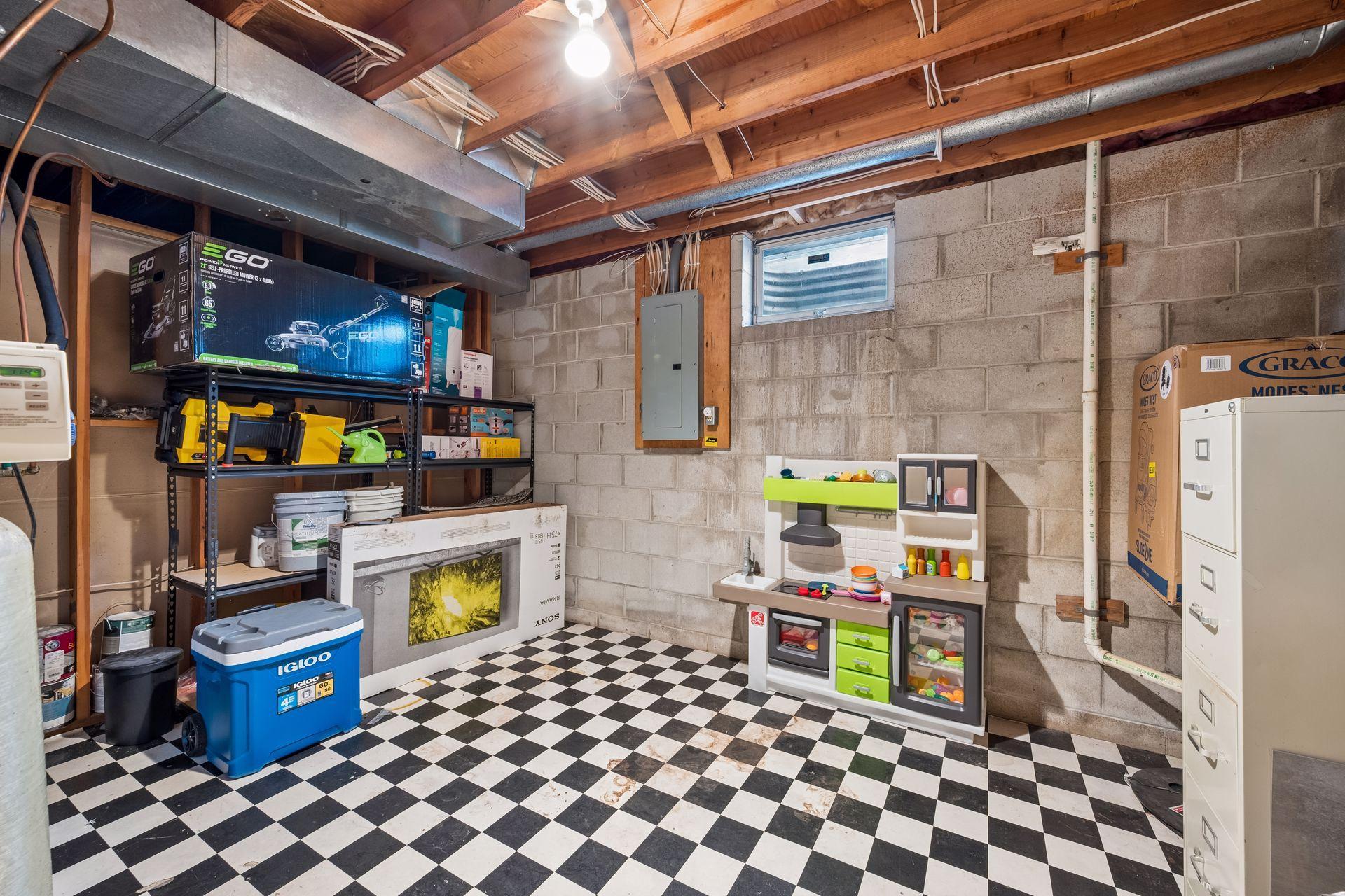 main property photo 31