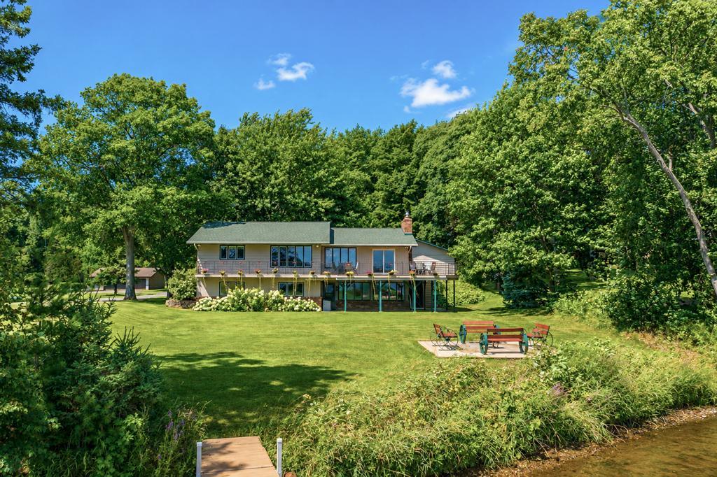 main property photo 40