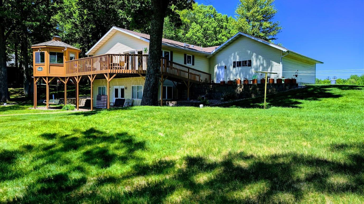 main property photo 30