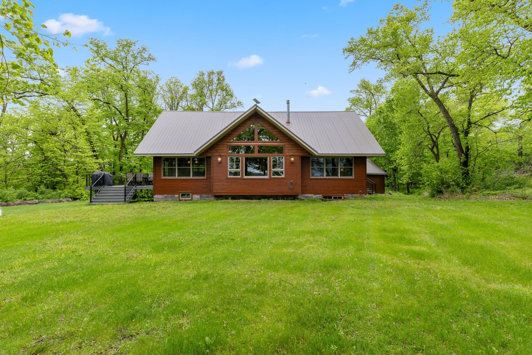 main property photo 30