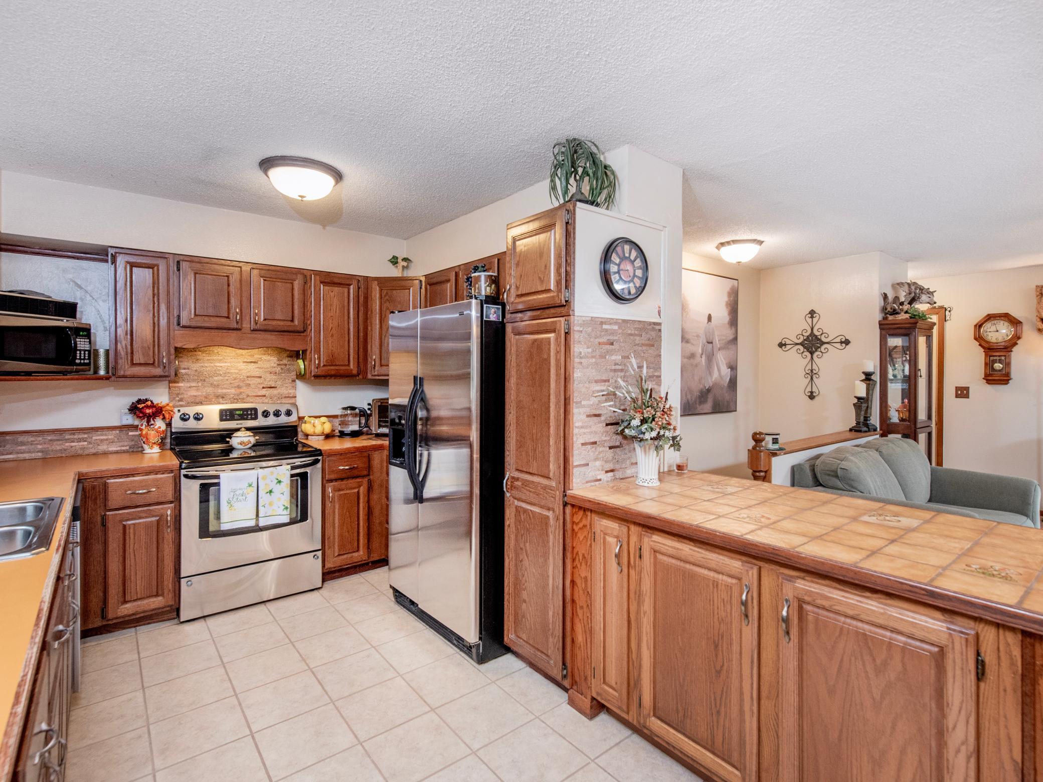 main property photo 13