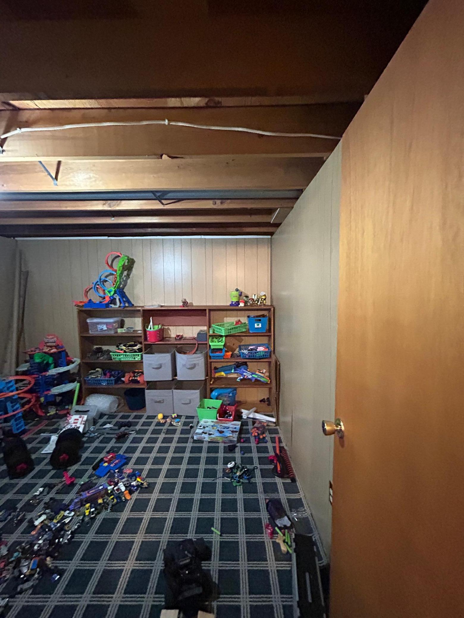 main property photo 17
