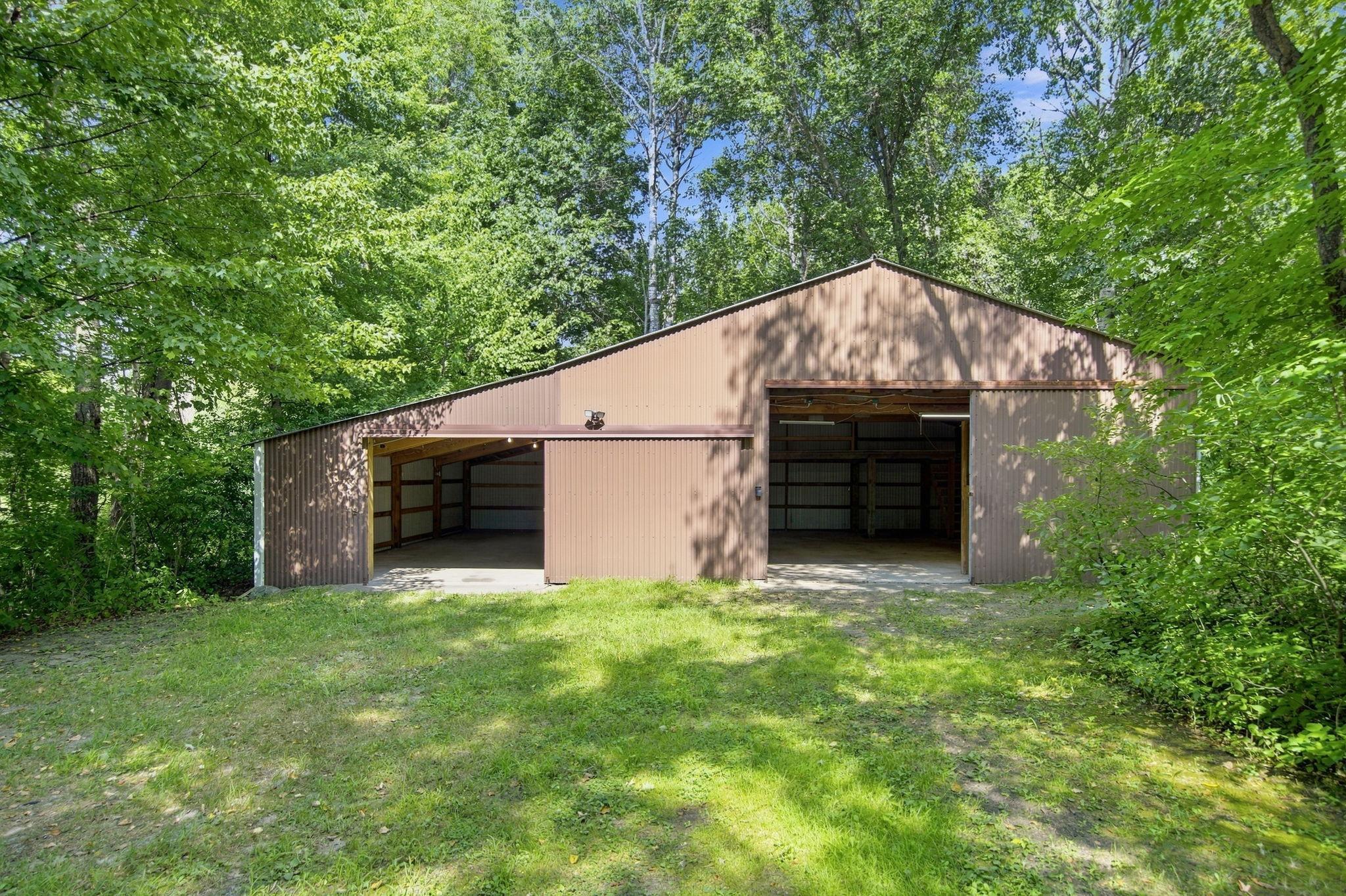 main property photo 44