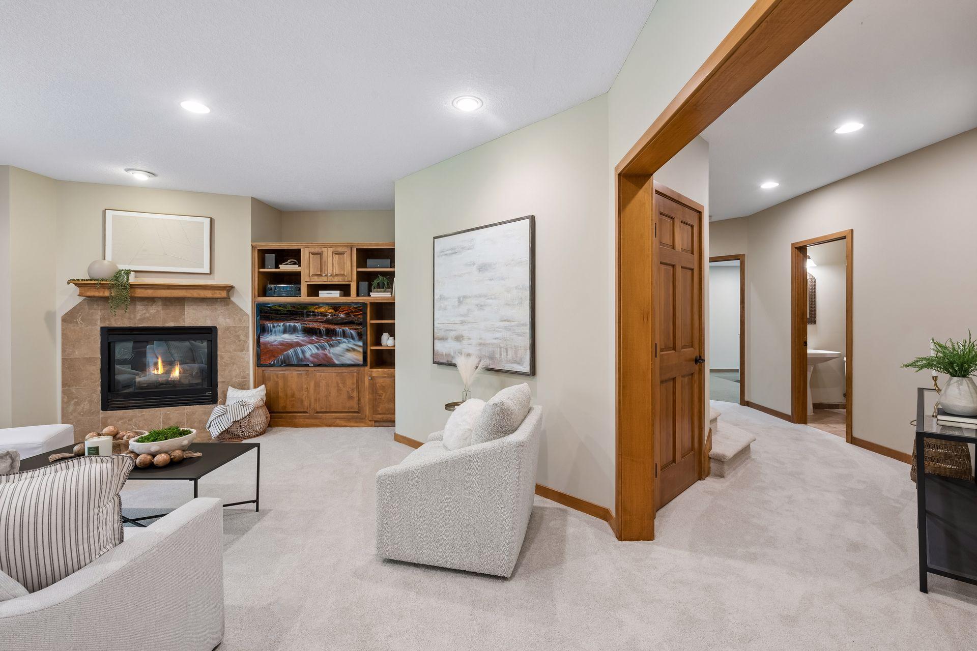 main property photo 74