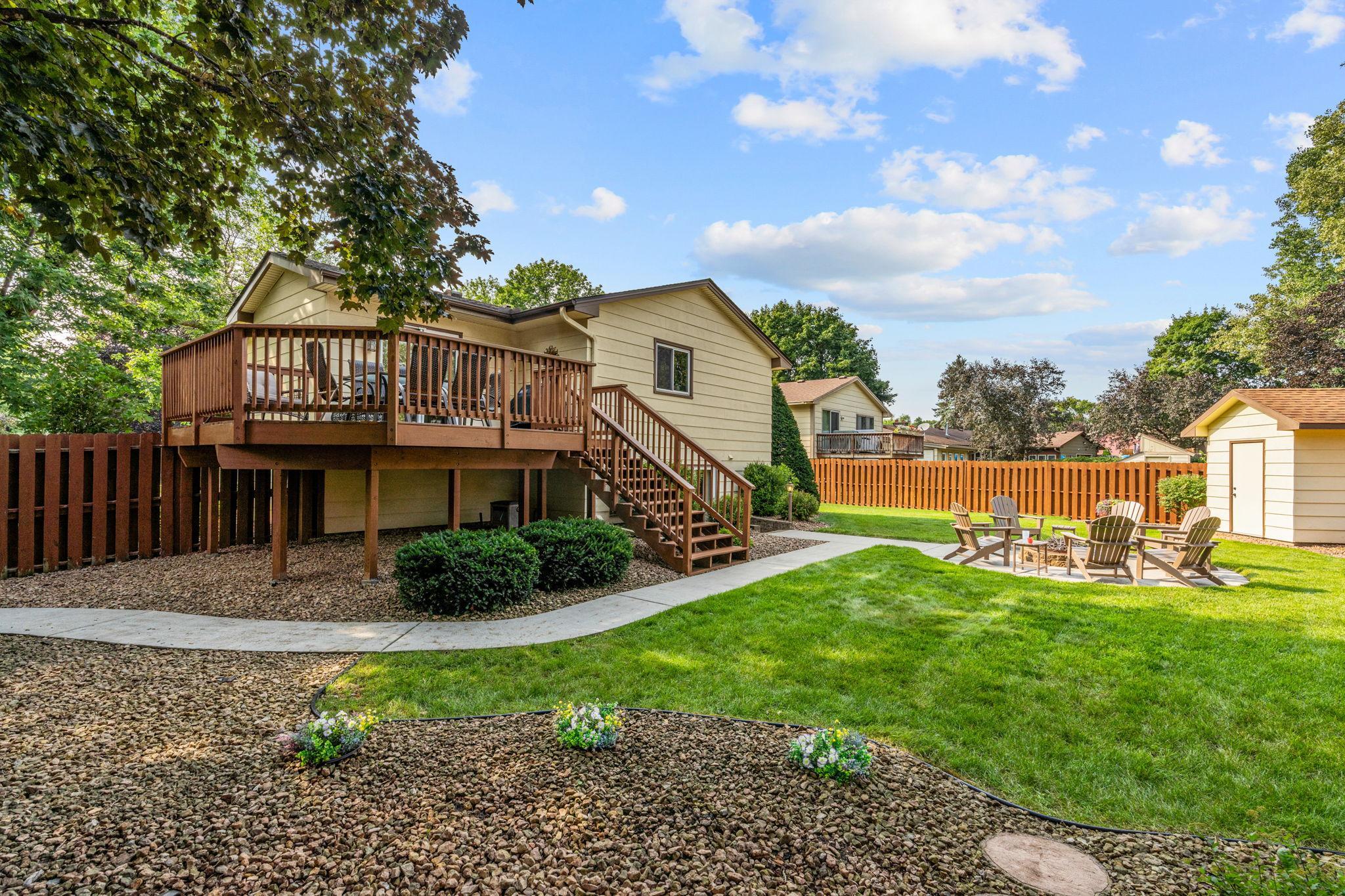 main property photo 41