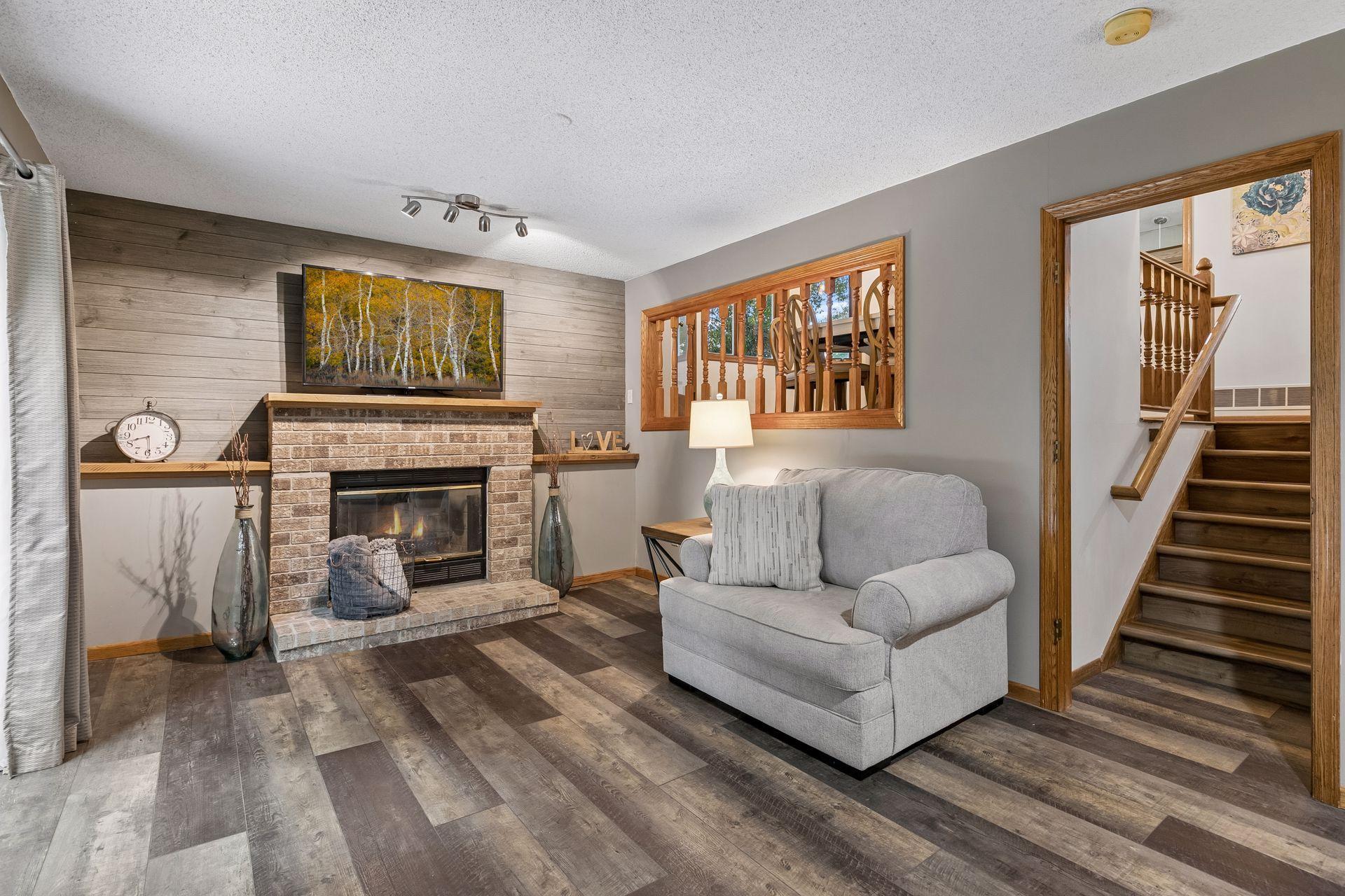 main property photo 19