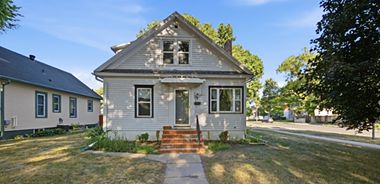 image of property with 3 Bed | 2 Bath | 1,404 Sqft