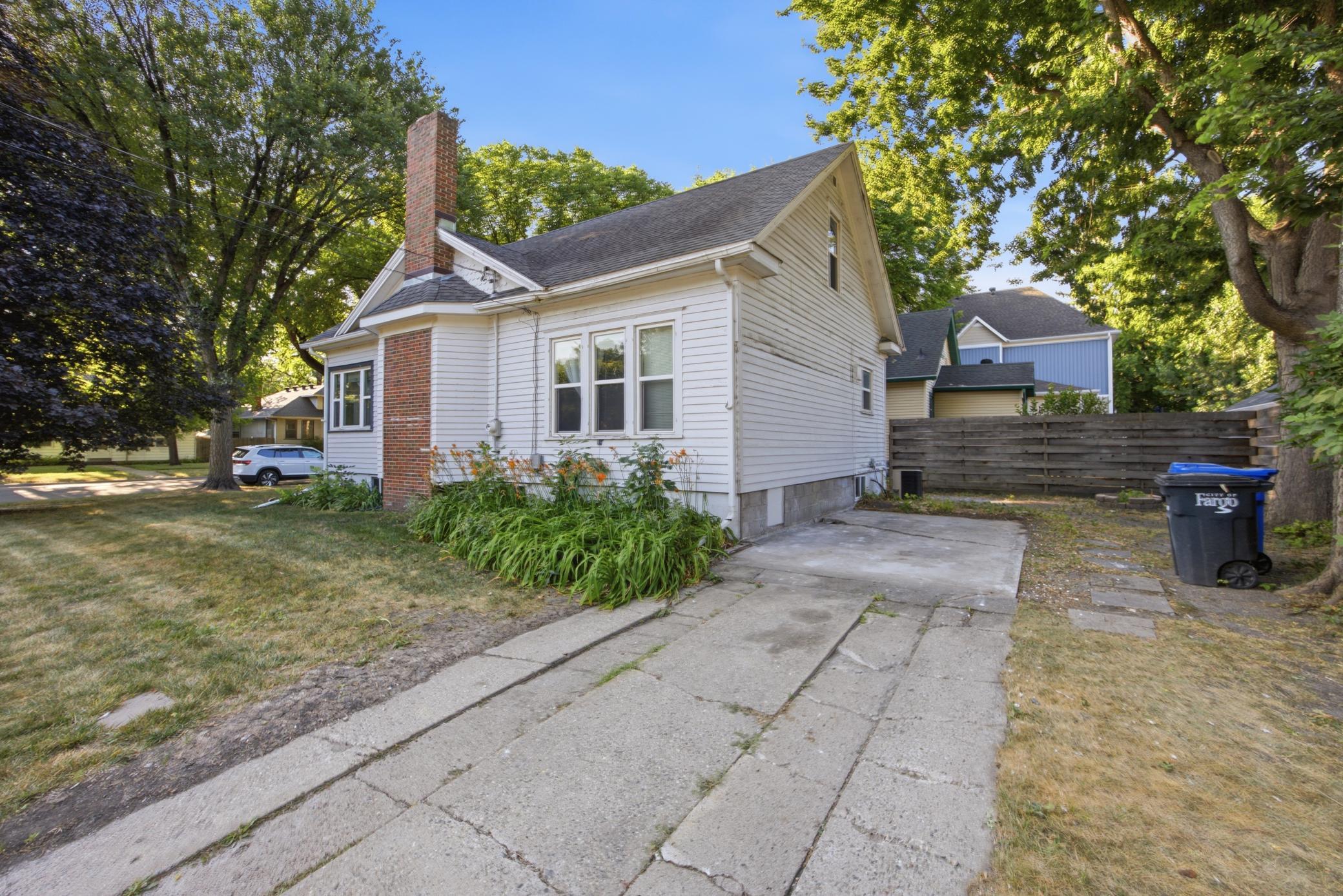 main property photo 3