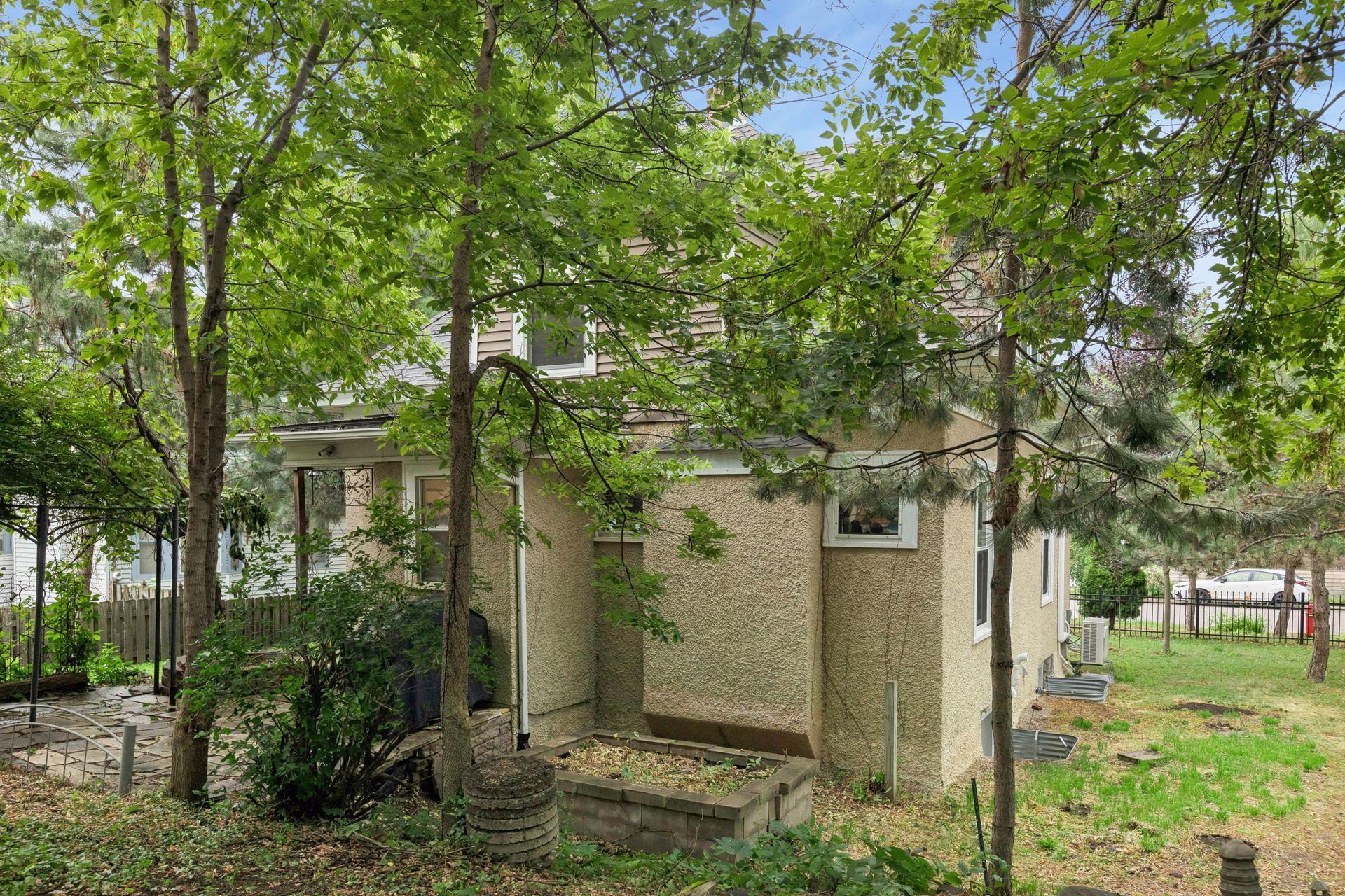 main property photo 42