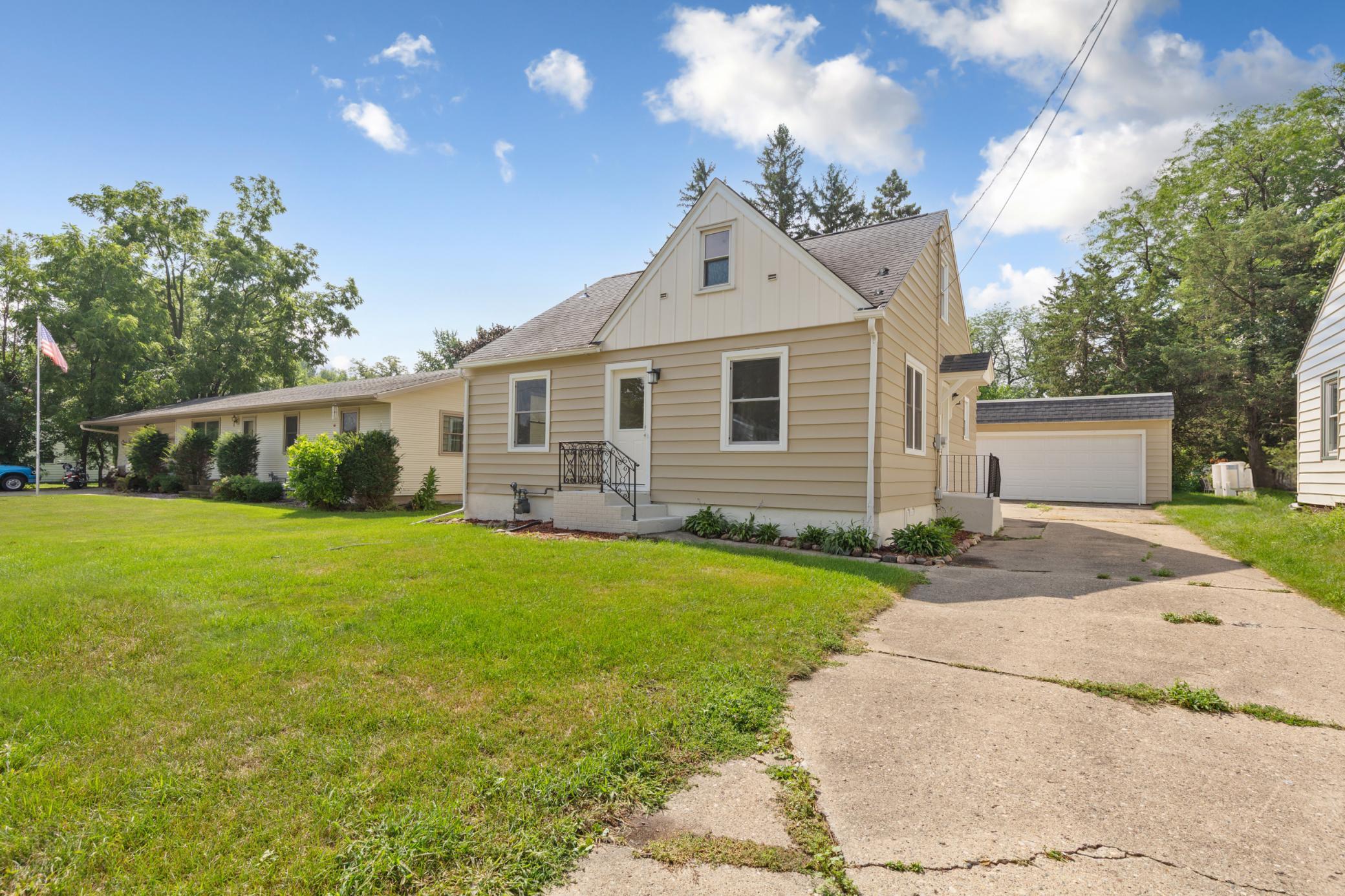 main property photo 34