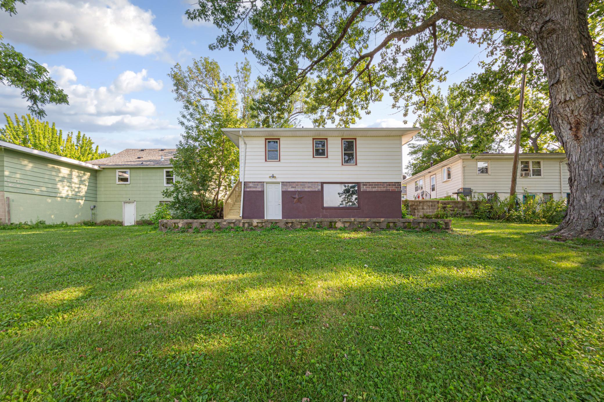 main property photo 32