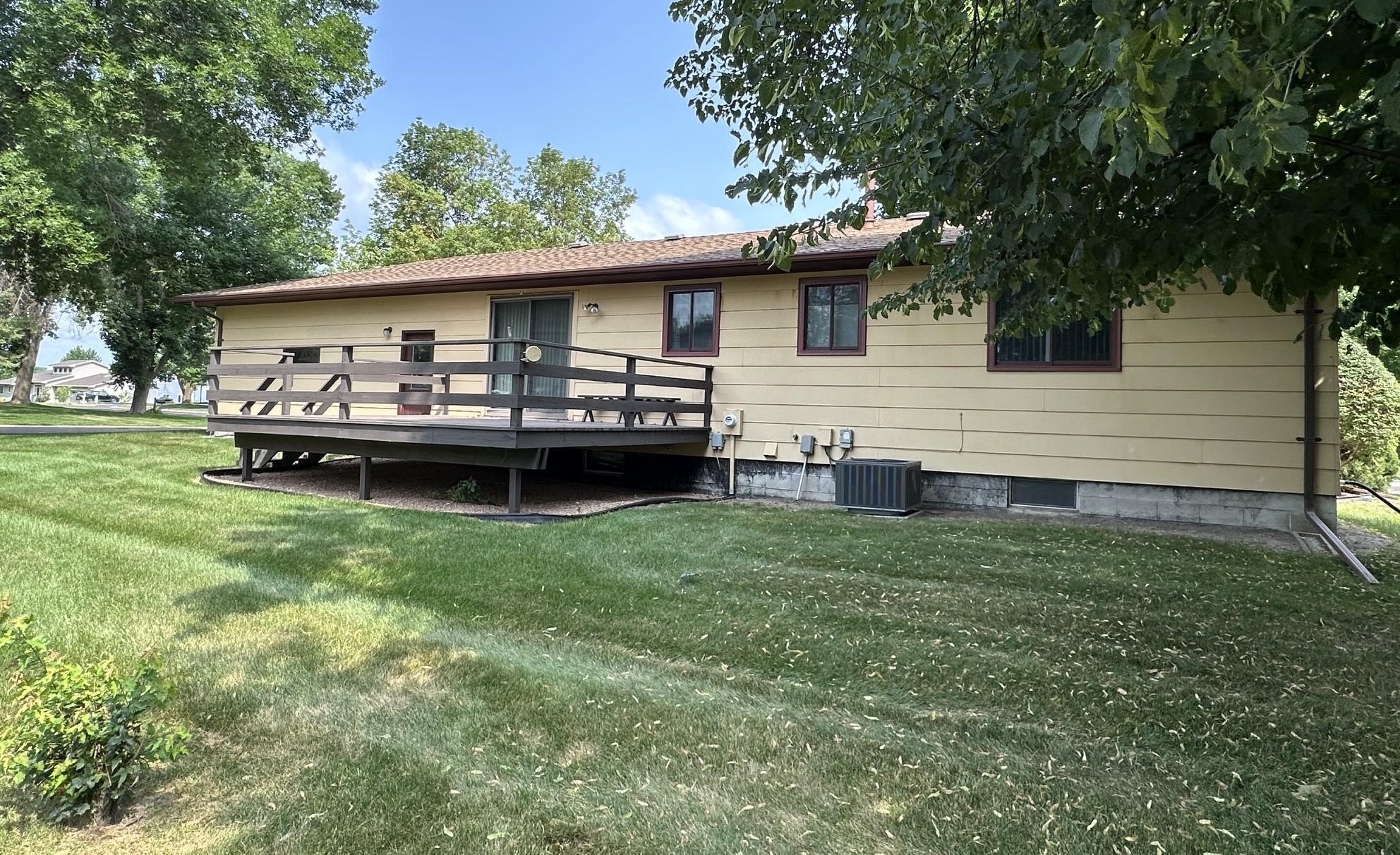 main property photo 10