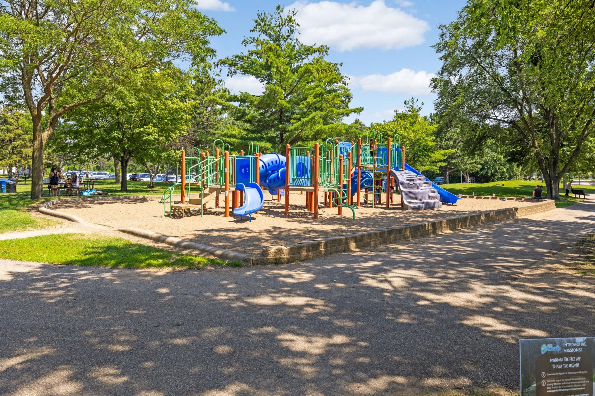 main property photo 24