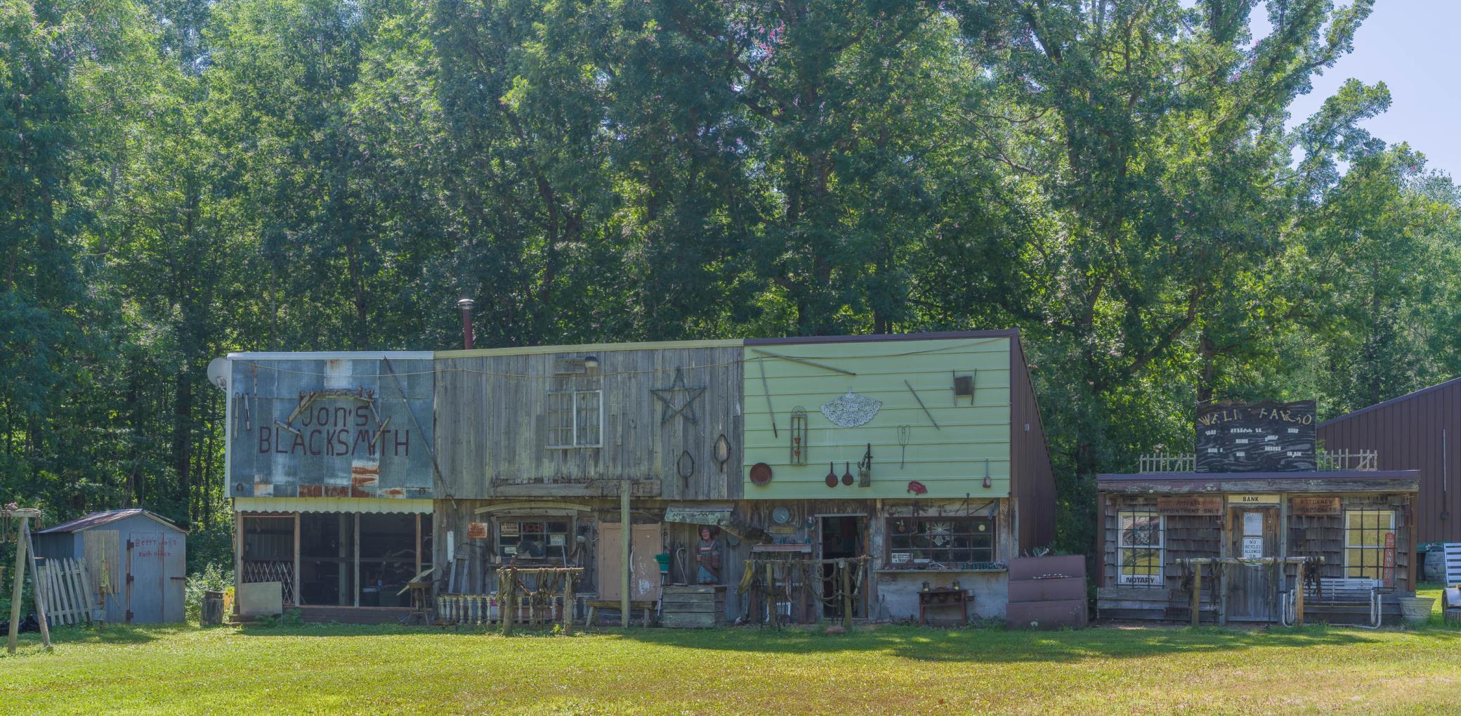 main property photo 35