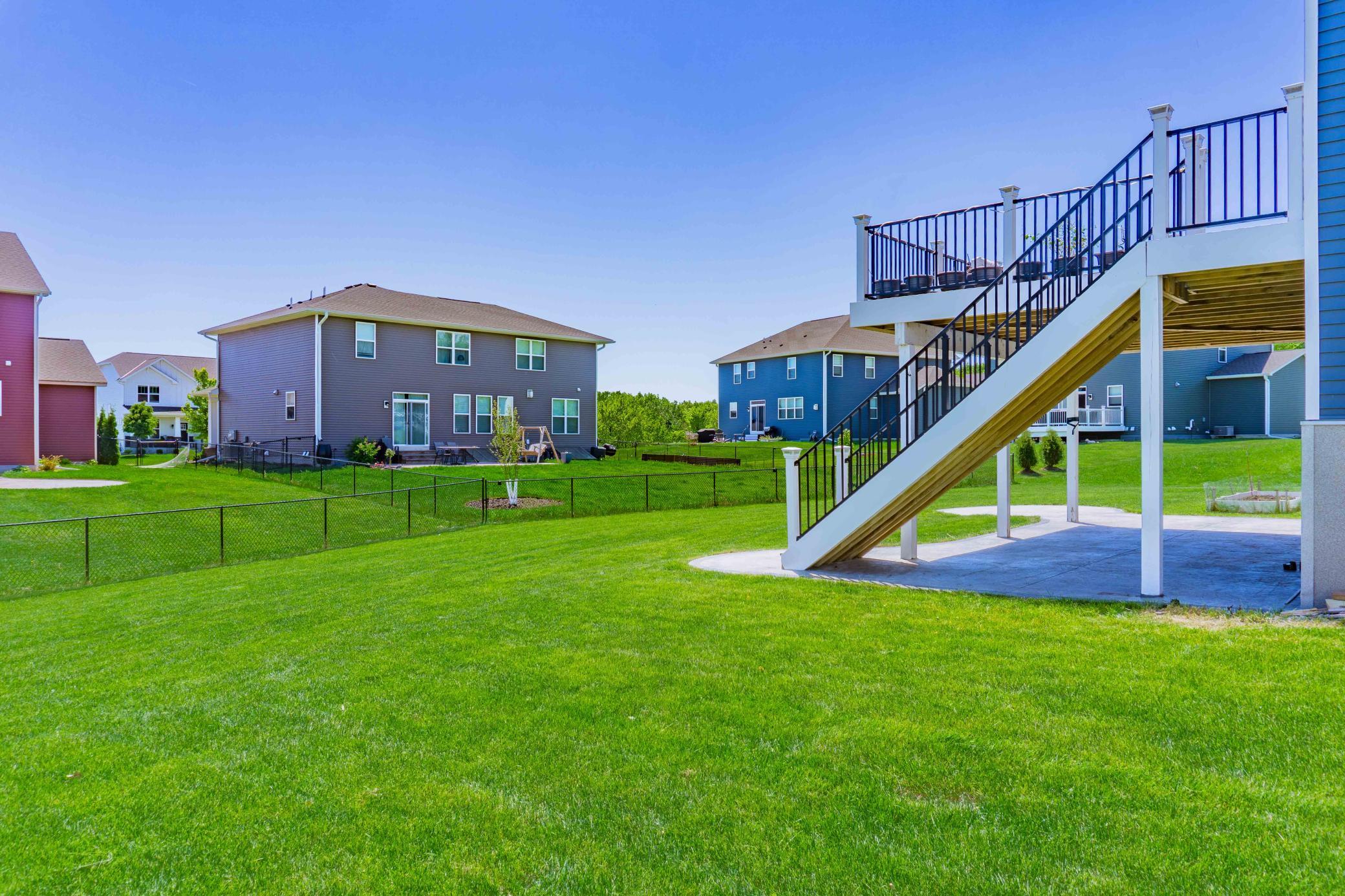 main property photo 5